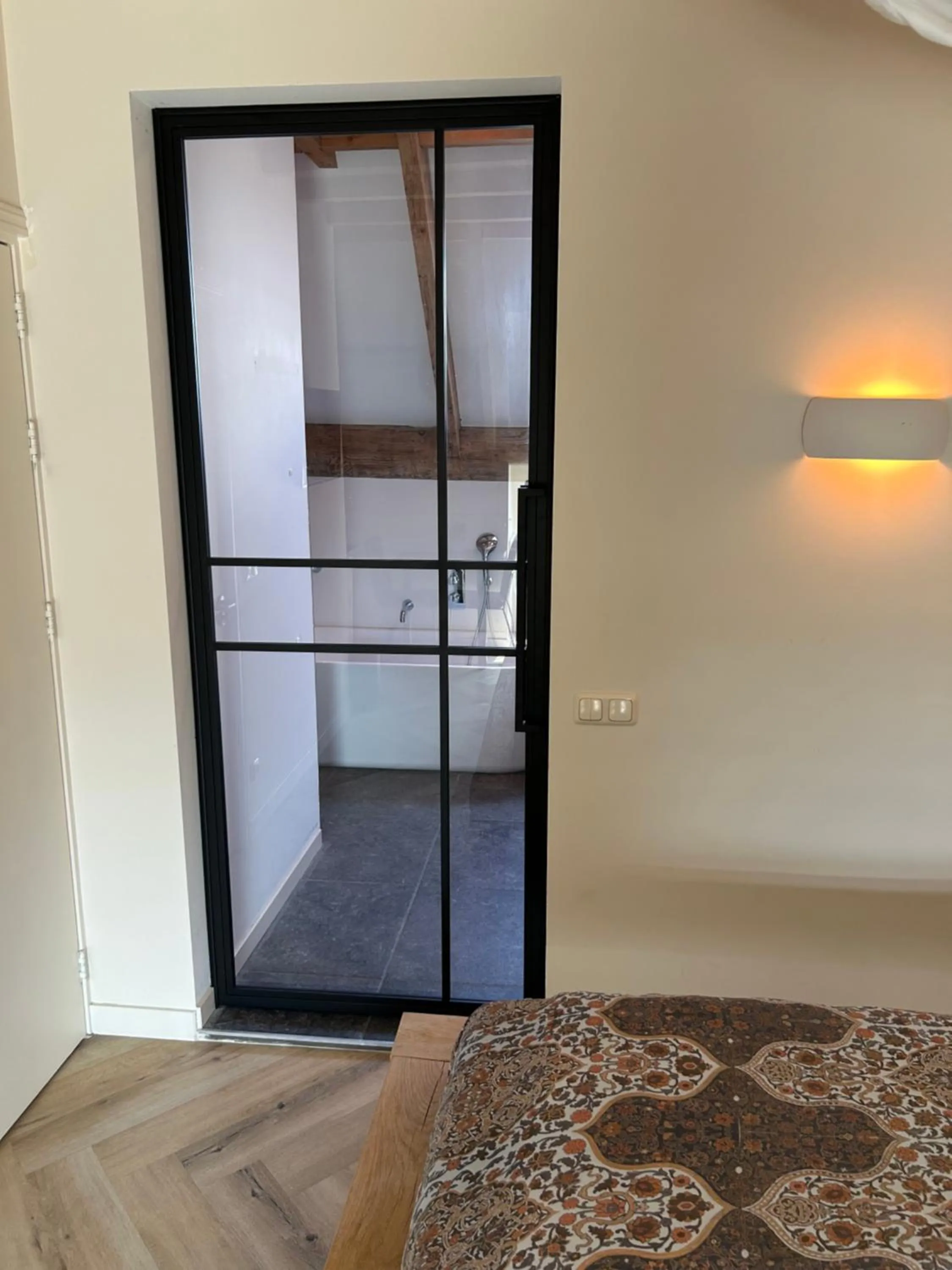 Photo of the whole room in B&B Idylle aan Zee incl 2 Wellnessstudios