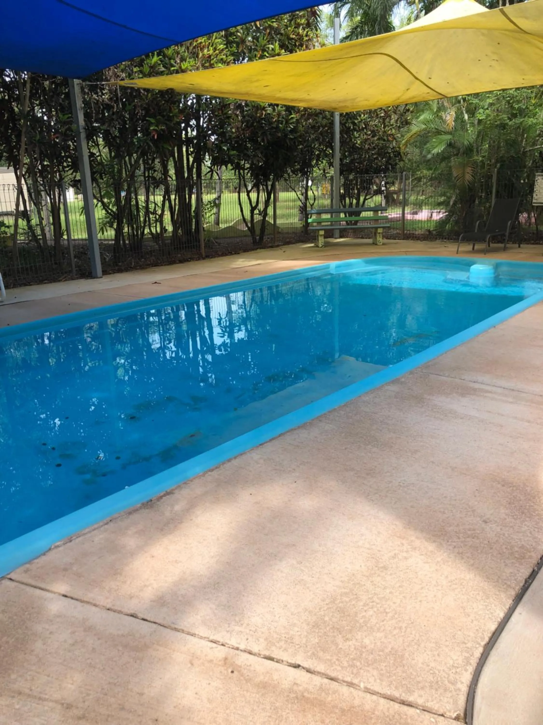 Swimming pool in Batchelor Holiday Park