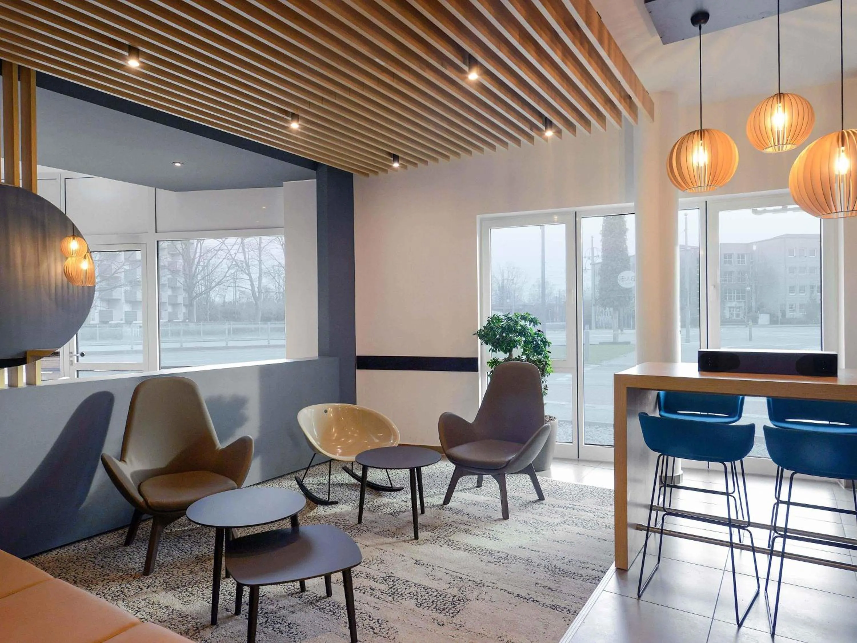 Lobby or reception in B&B Hotel Krefeld-City