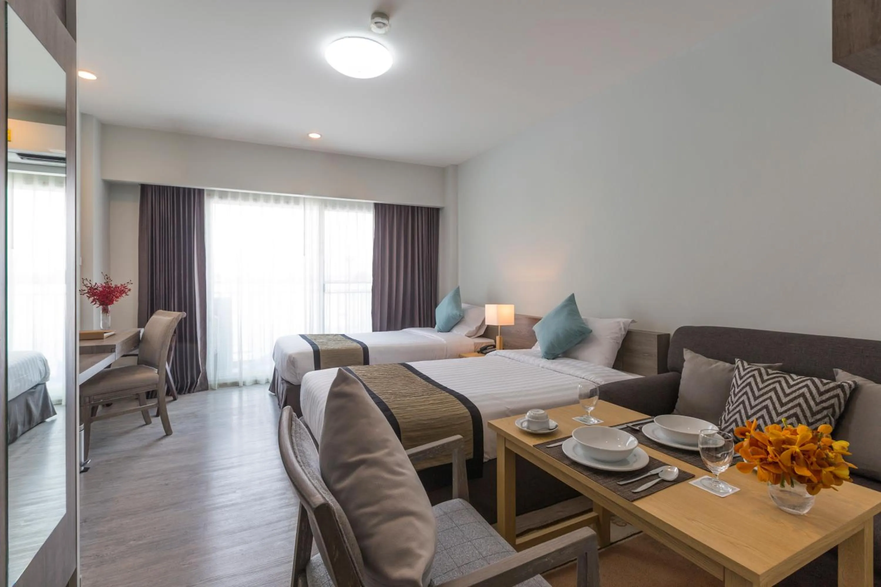 Bedroom, Bed in Kantary Hotel And Serviced Apartment, Amata, Bangpakong