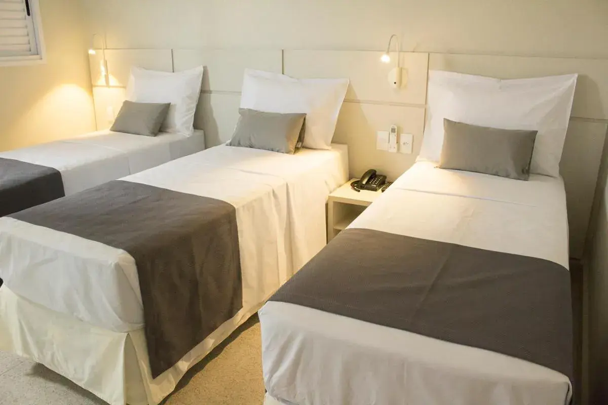 Triple Room in Hotel Real Executive Triple Room in Hotel Real Executive