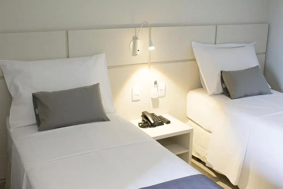 Twin Room in Hotel Real Executive Twin Room in Hotel Real Executive