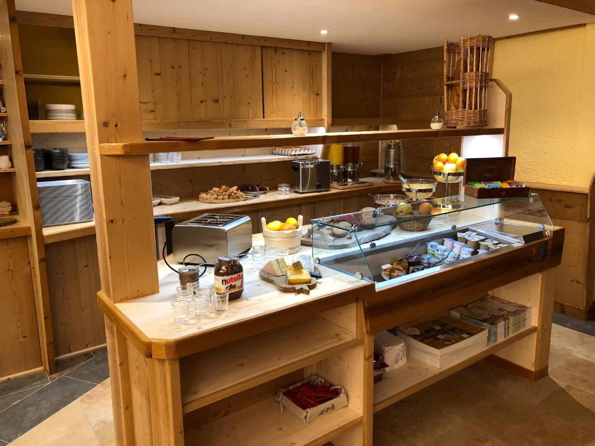 Continental breakfast in Le Relais Nordique