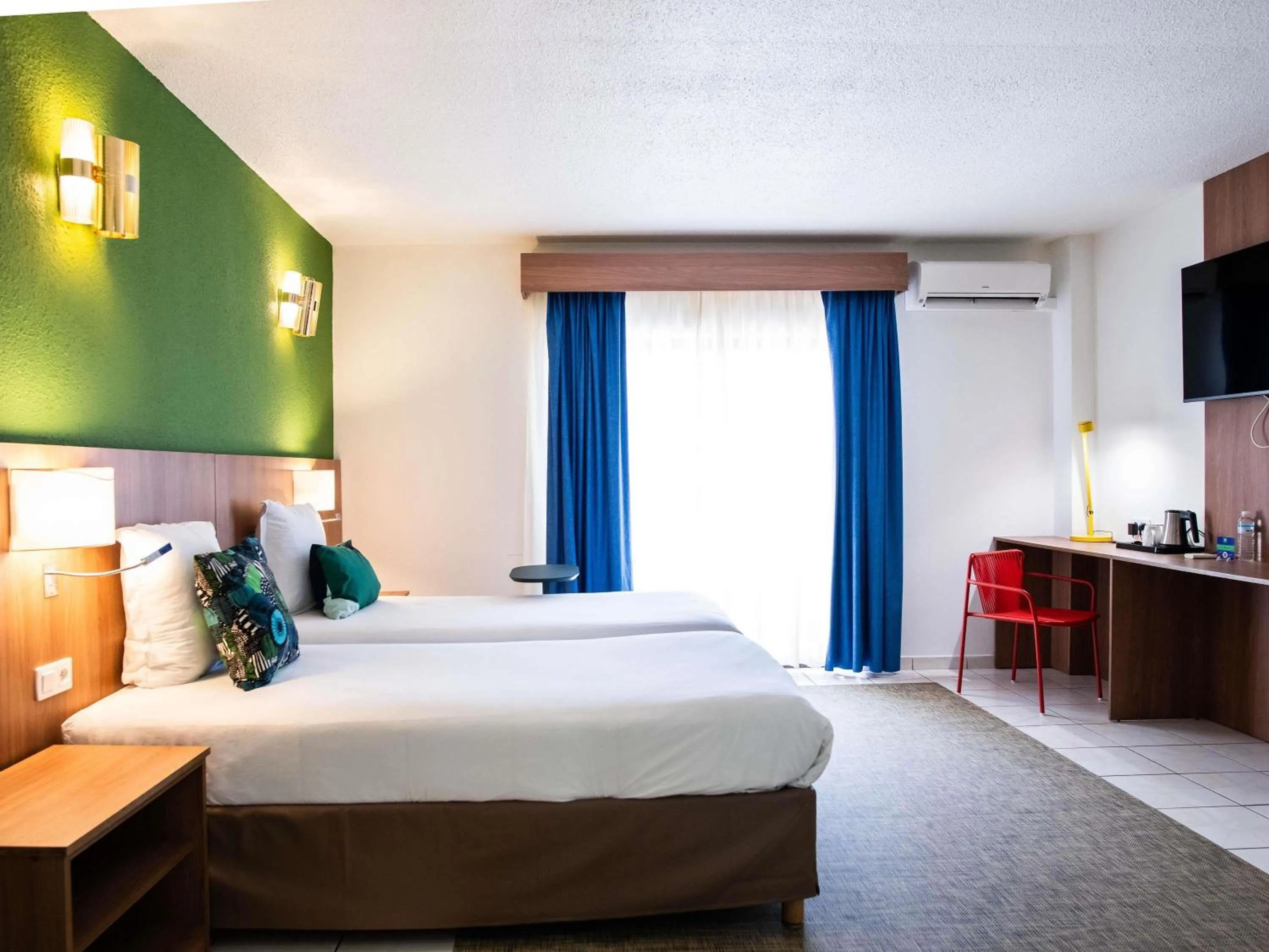 Bedroom, Bed in Ibis Styles Cayenne Centre Amazonia