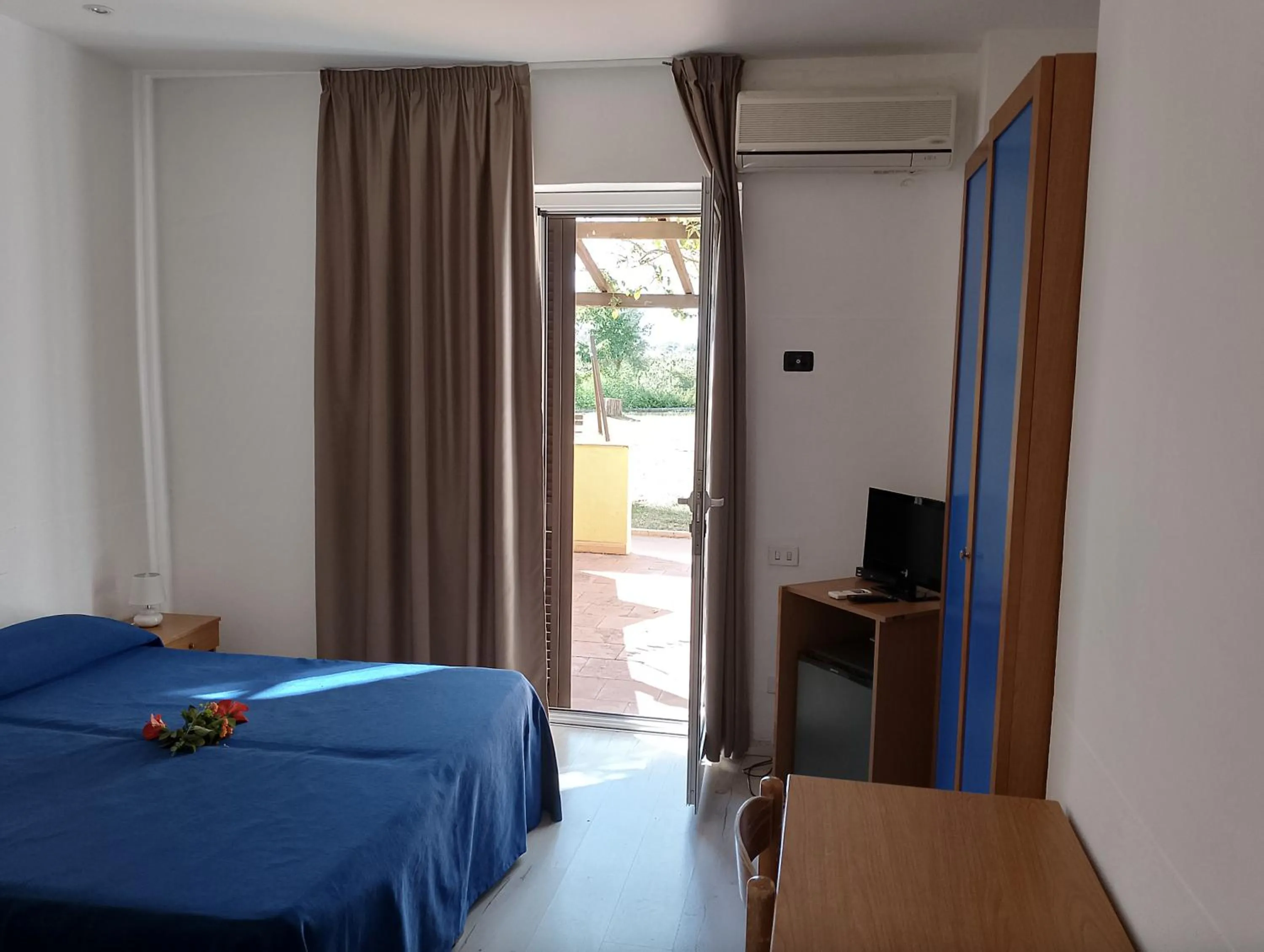 Bedroom, Bed in La Feluca