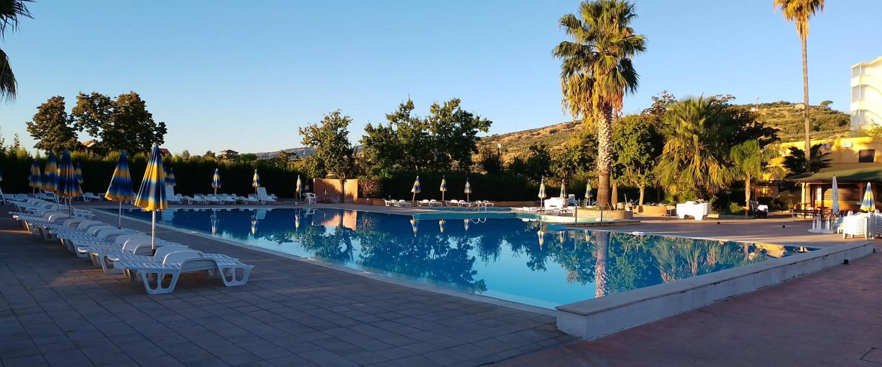 Swimming pool in La Feluca