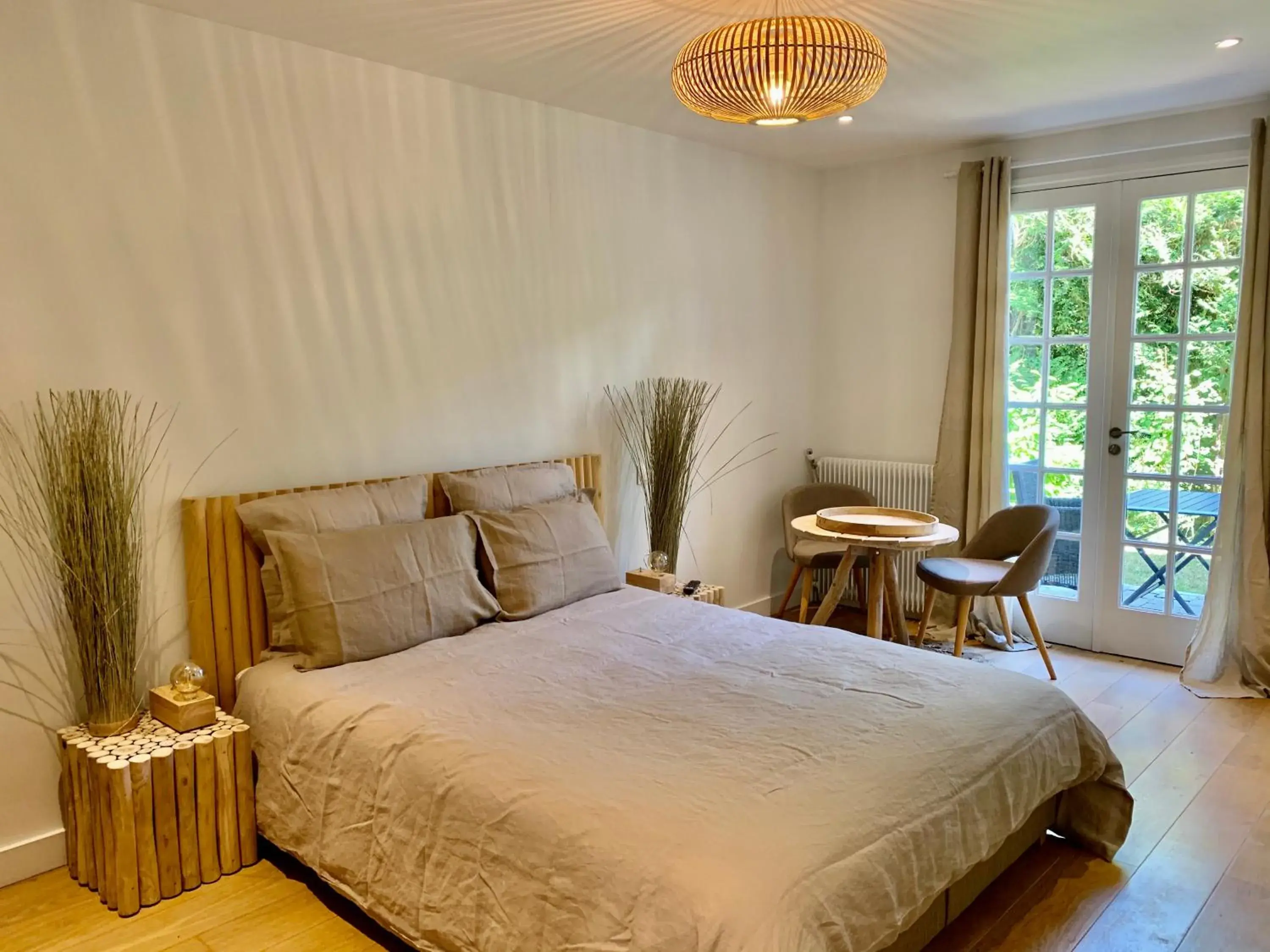 Double Room with Garden View in Villa d'hôtes Graine de Pin Double Room with Garden View in Villa d'hôtes Graine de Pin