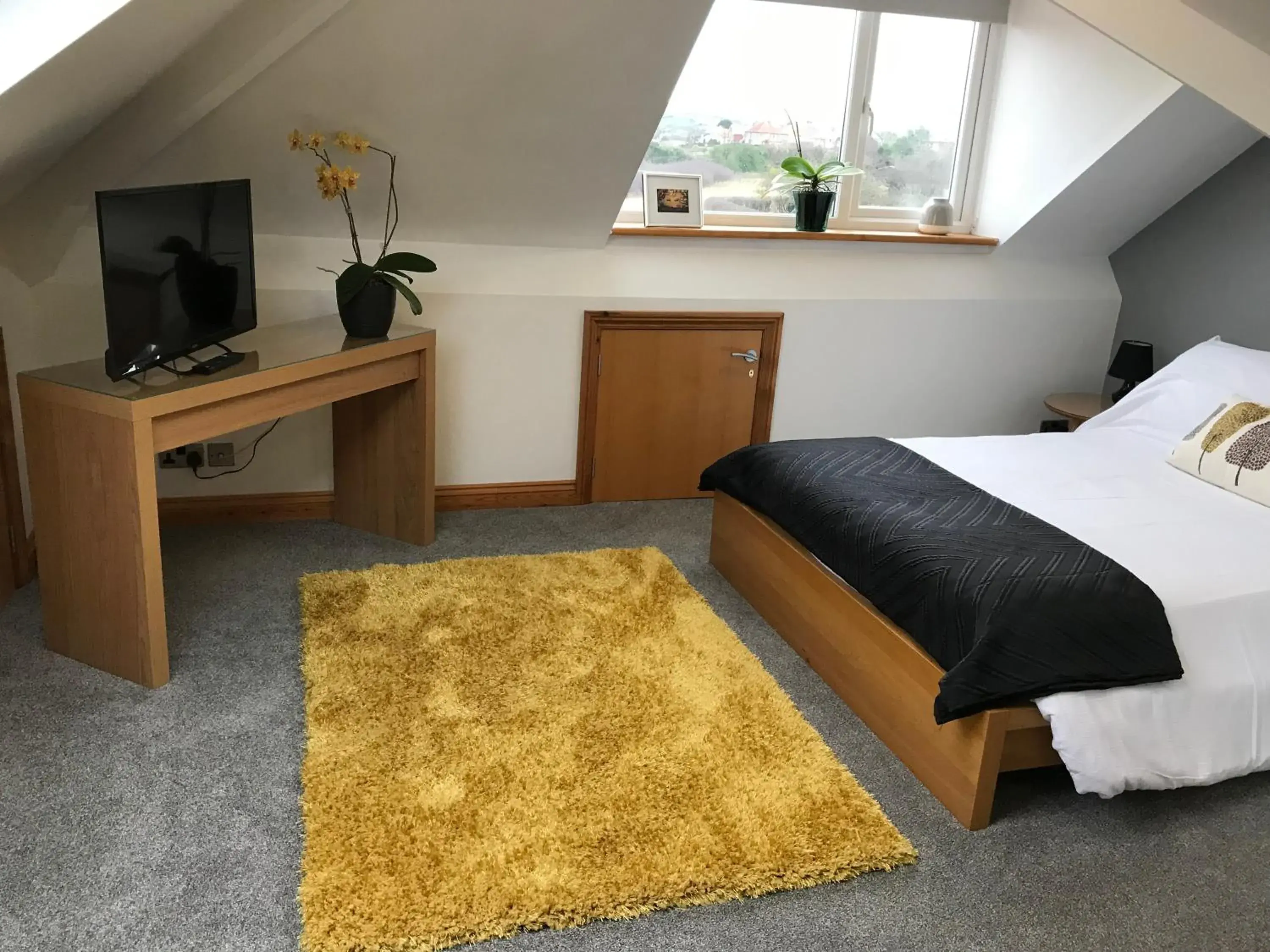 Deluxe Double Room with Shower in Mooredge - Room only Deluxe Double Room with Shower in Mooredge - Room only