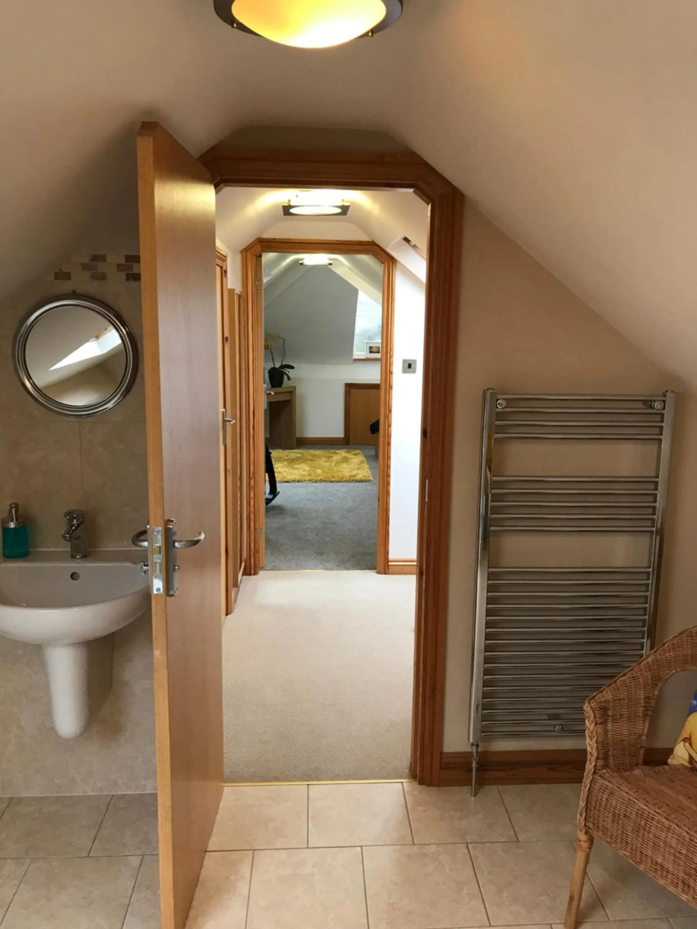 Bathroom in Mooredge - Room only