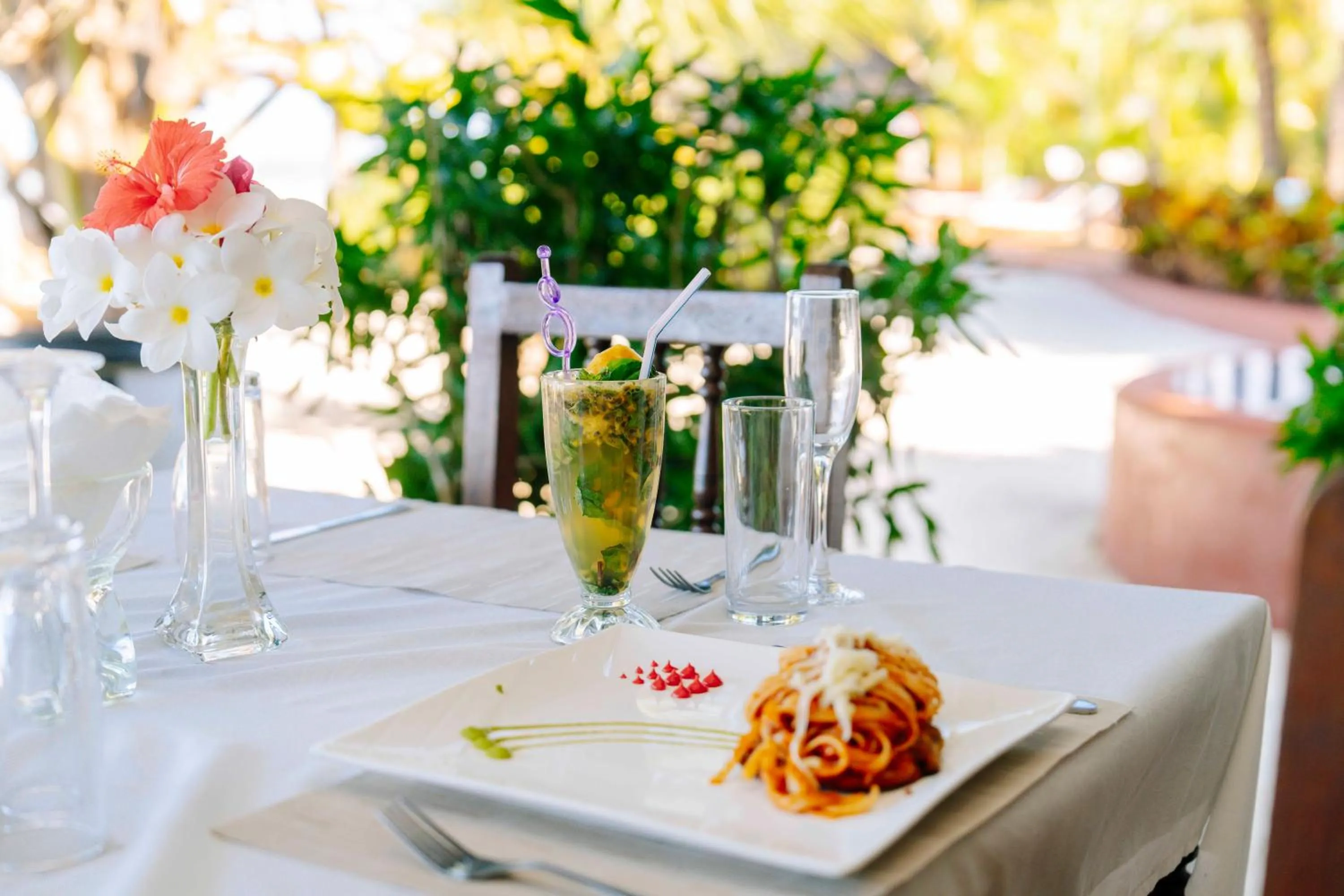 Restaurant/places to eat in Ifa Beach Resort