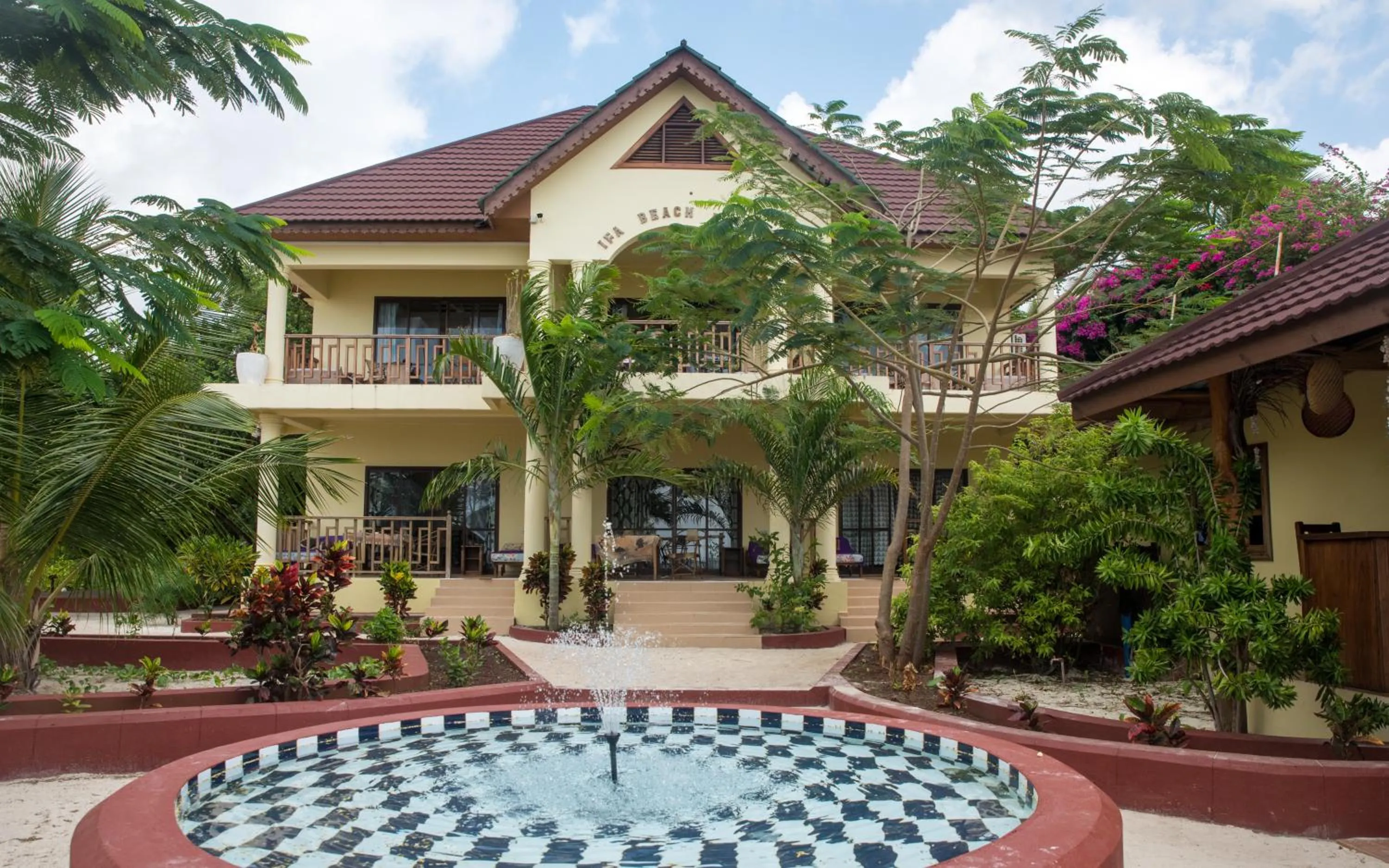 Property building in Ifa Beach Resort