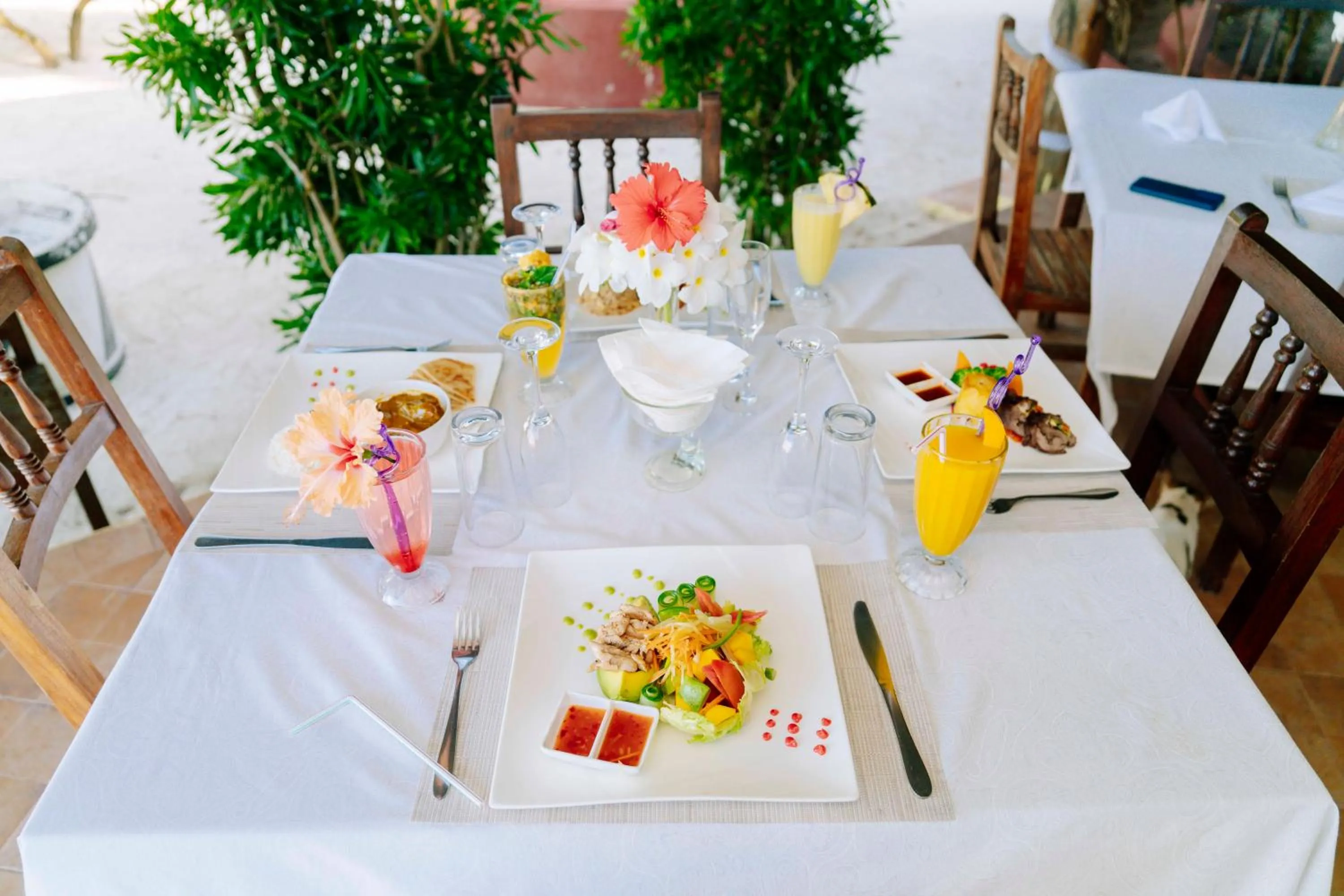 Restaurant/places to eat in Ifa Beach Resort