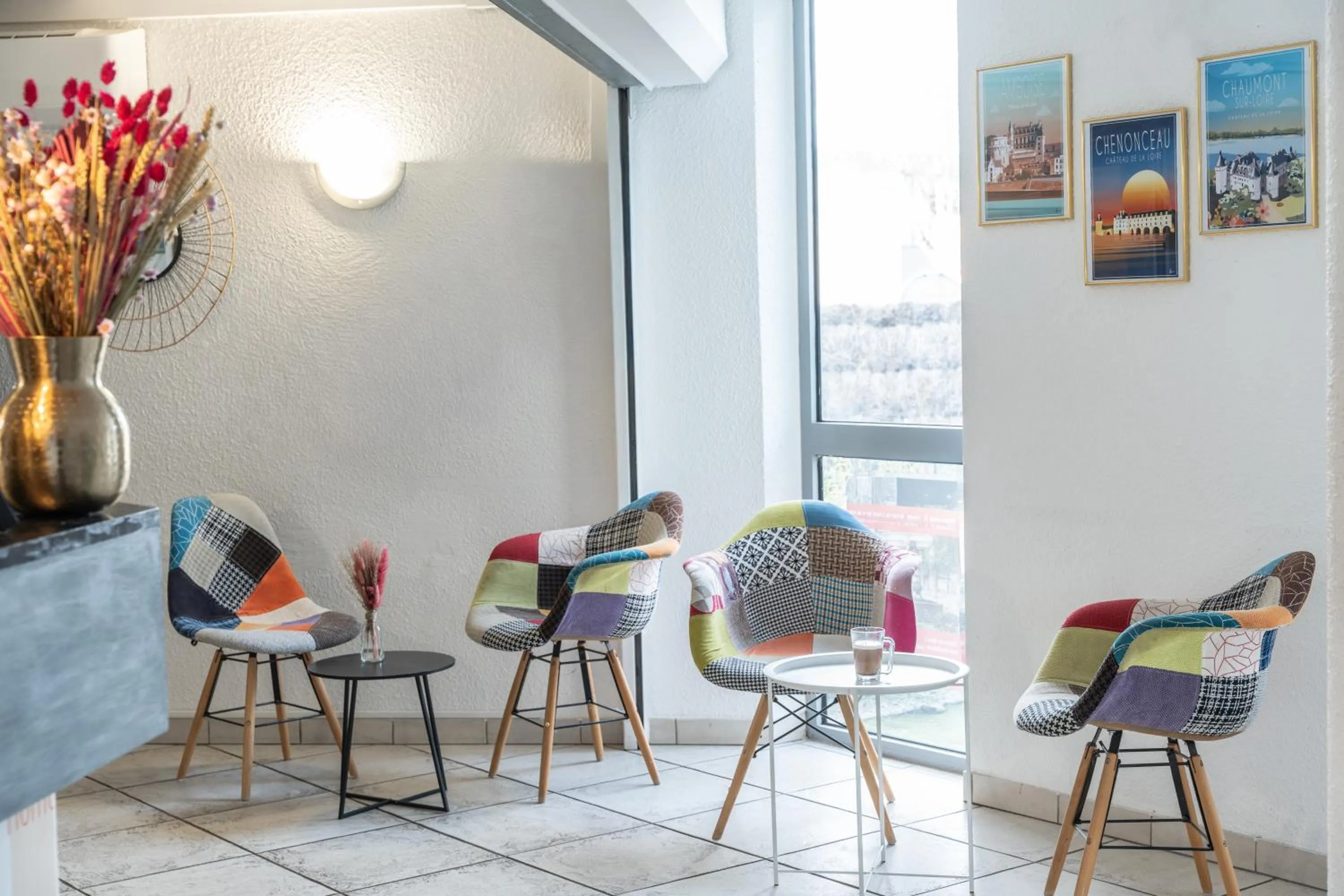 Living room in Brit Hotel Essentiel Tours Nord