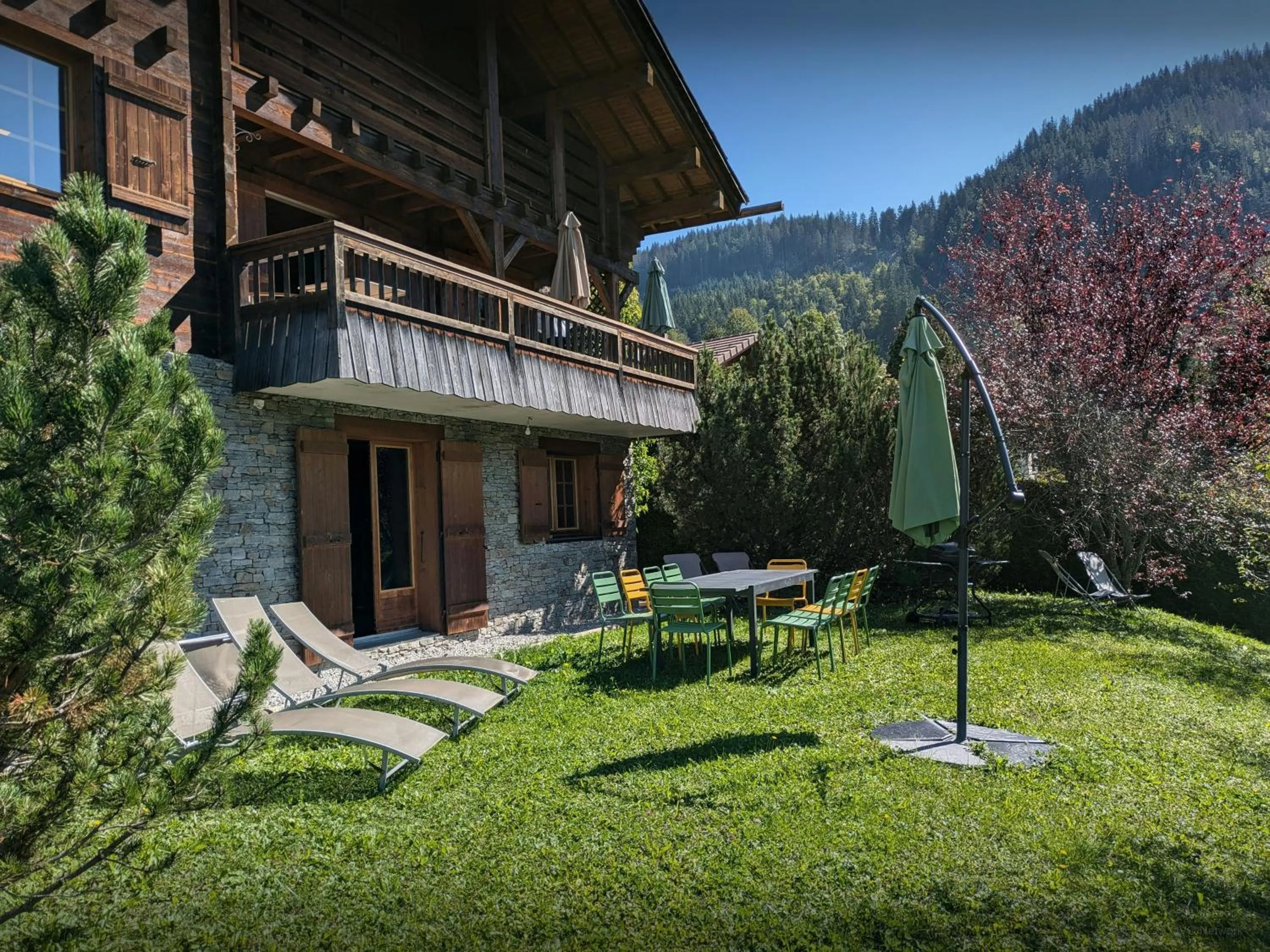 Property building in Chalet Loisel - OVO Network
