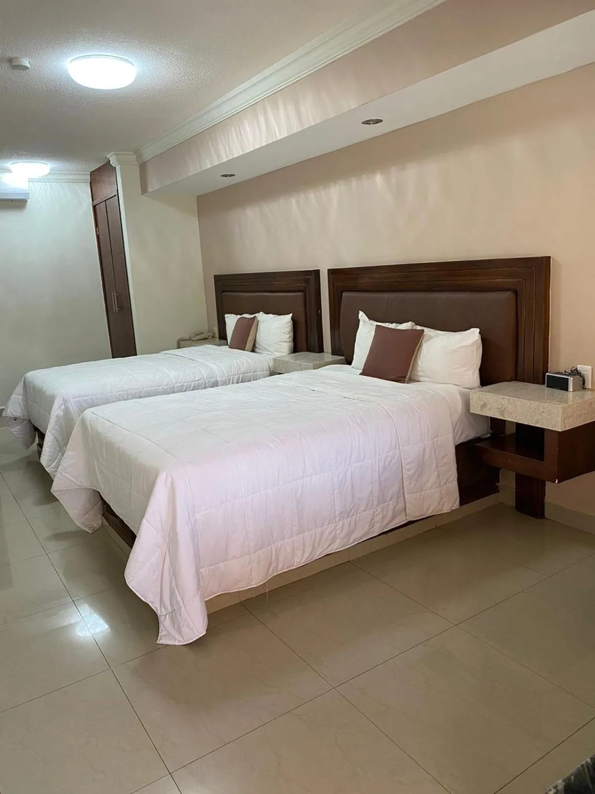 Bed in Hotel San Ignacio Inn