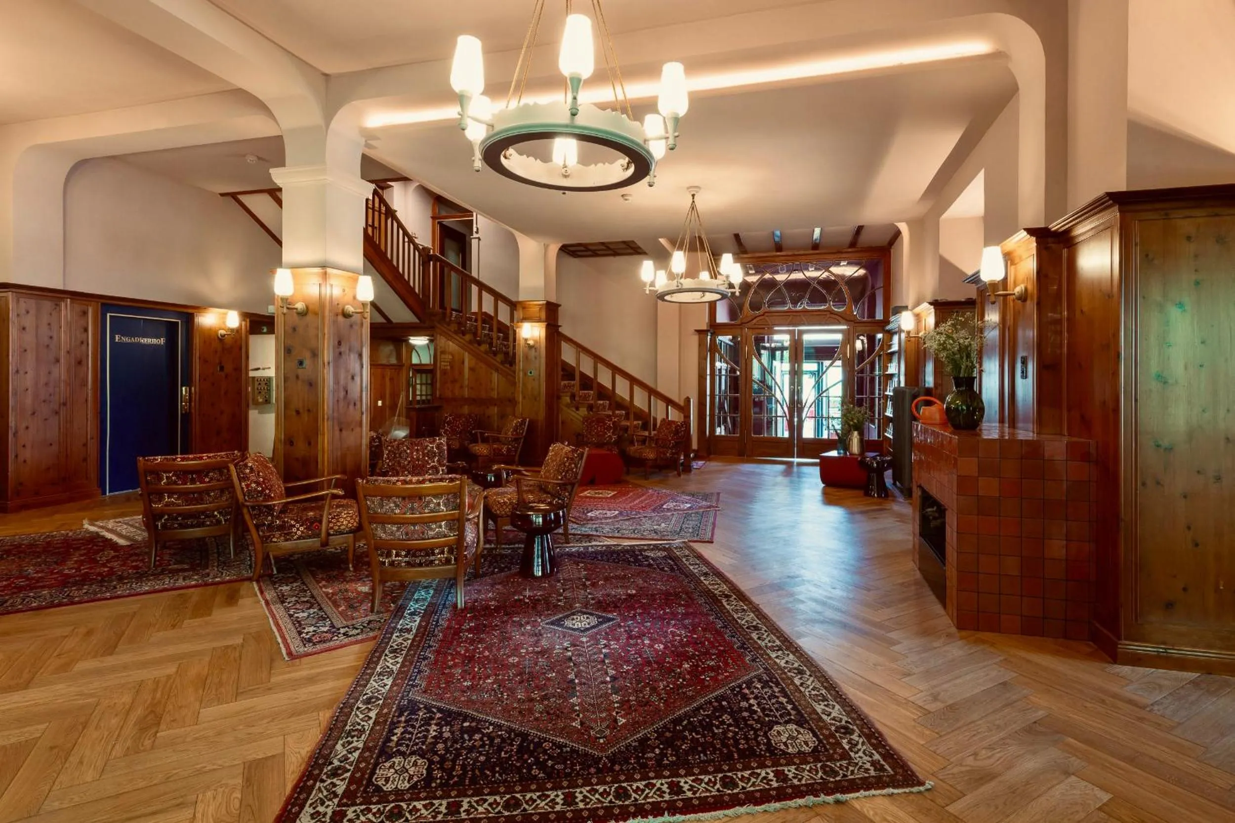 Lobby or reception in Boutique Hotel Engadinerhof - A Home for Generations
