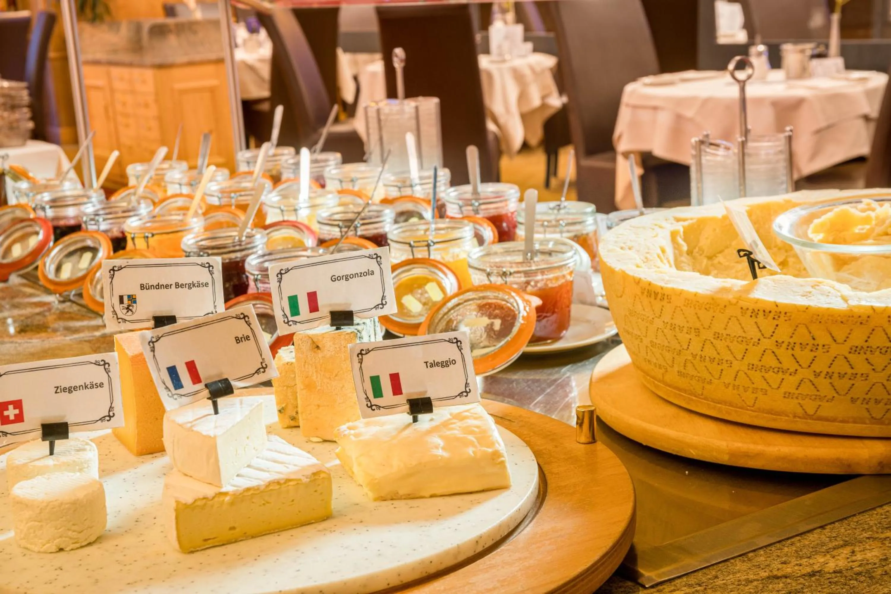Buffet breakfast in Boutique Hotel Engadinerhof - A Home for Generations