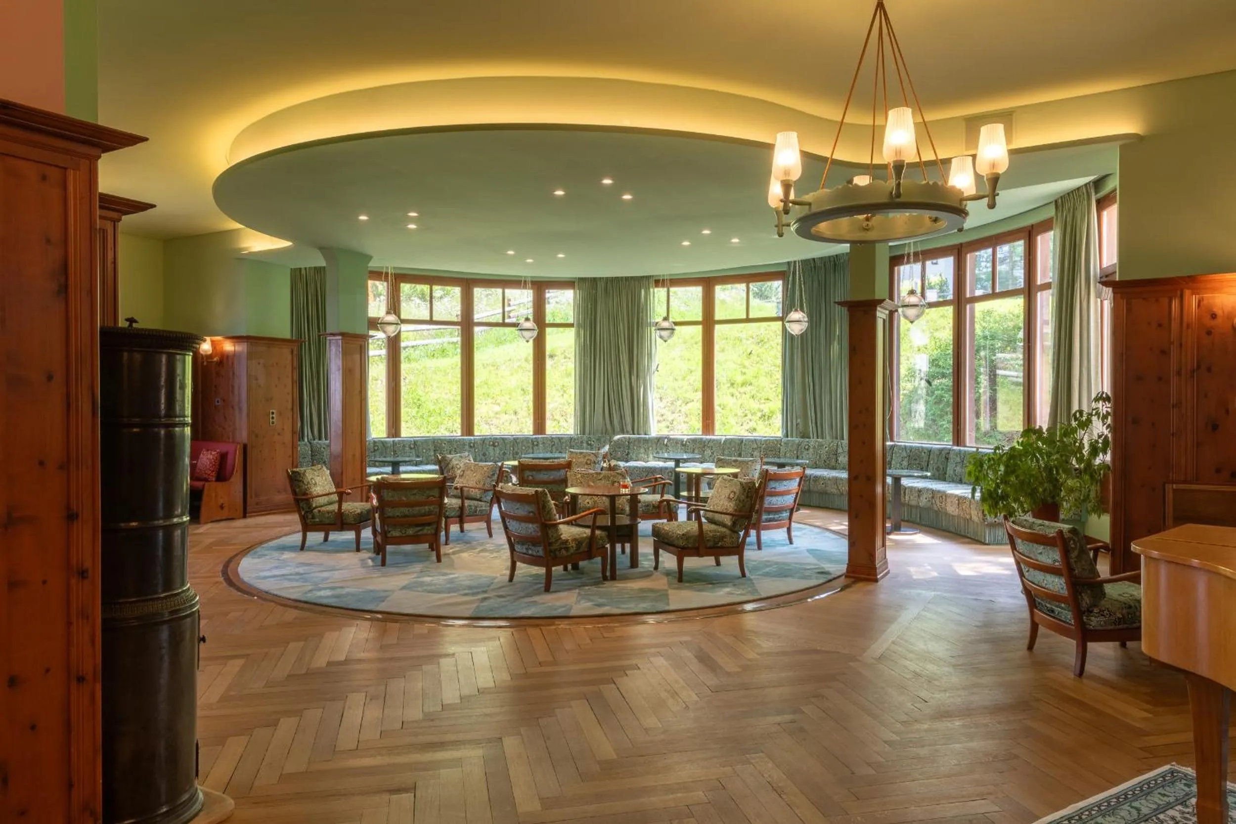 Seating area in Boutique Hotel Engadinerhof - A Home for Generations