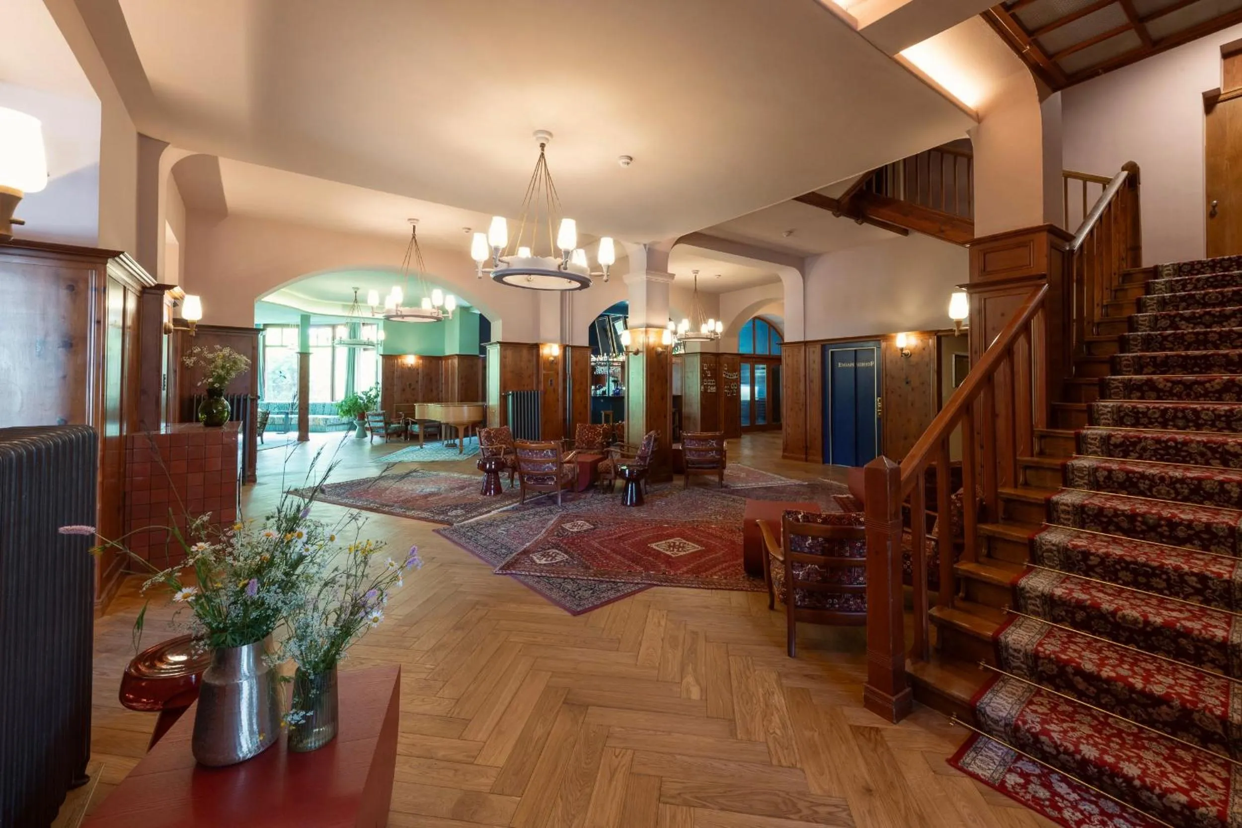 Lobby or reception in Boutique Hotel Engadinerhof - A Home for Generations