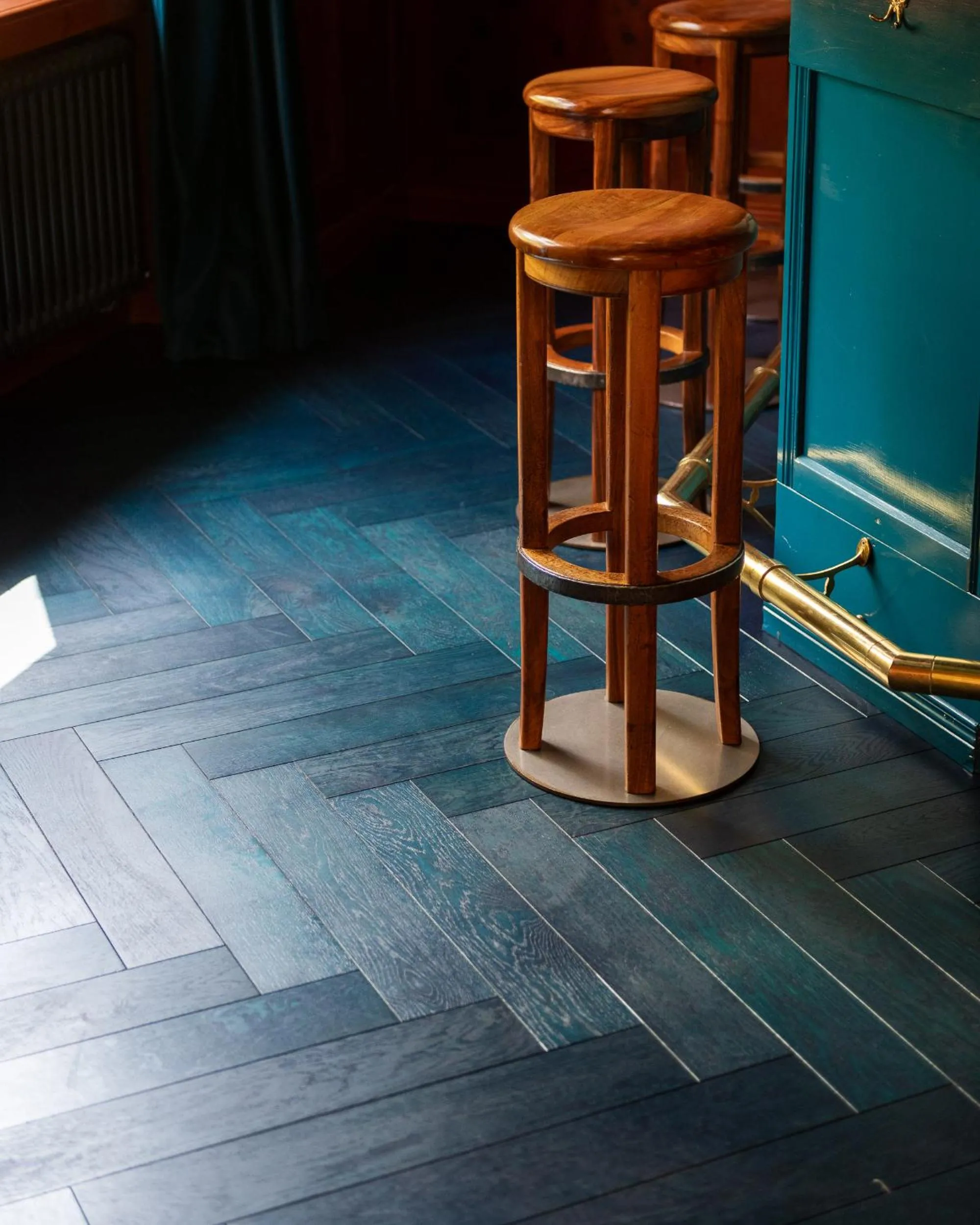 Lounge or bar in Boutique Hotel Engadinerhof - A Home for Generations