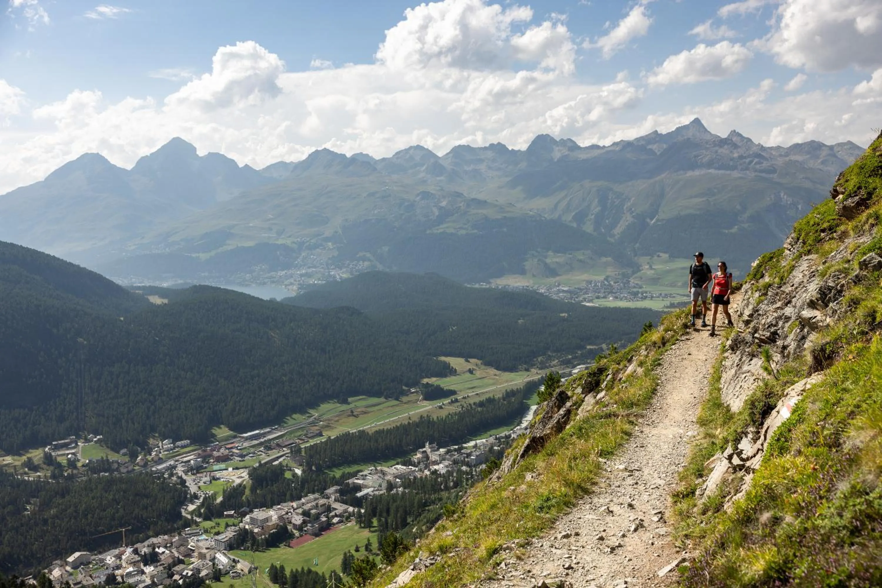 Hiking in Boutique Hotel Engadinerhof - A Home for Generations