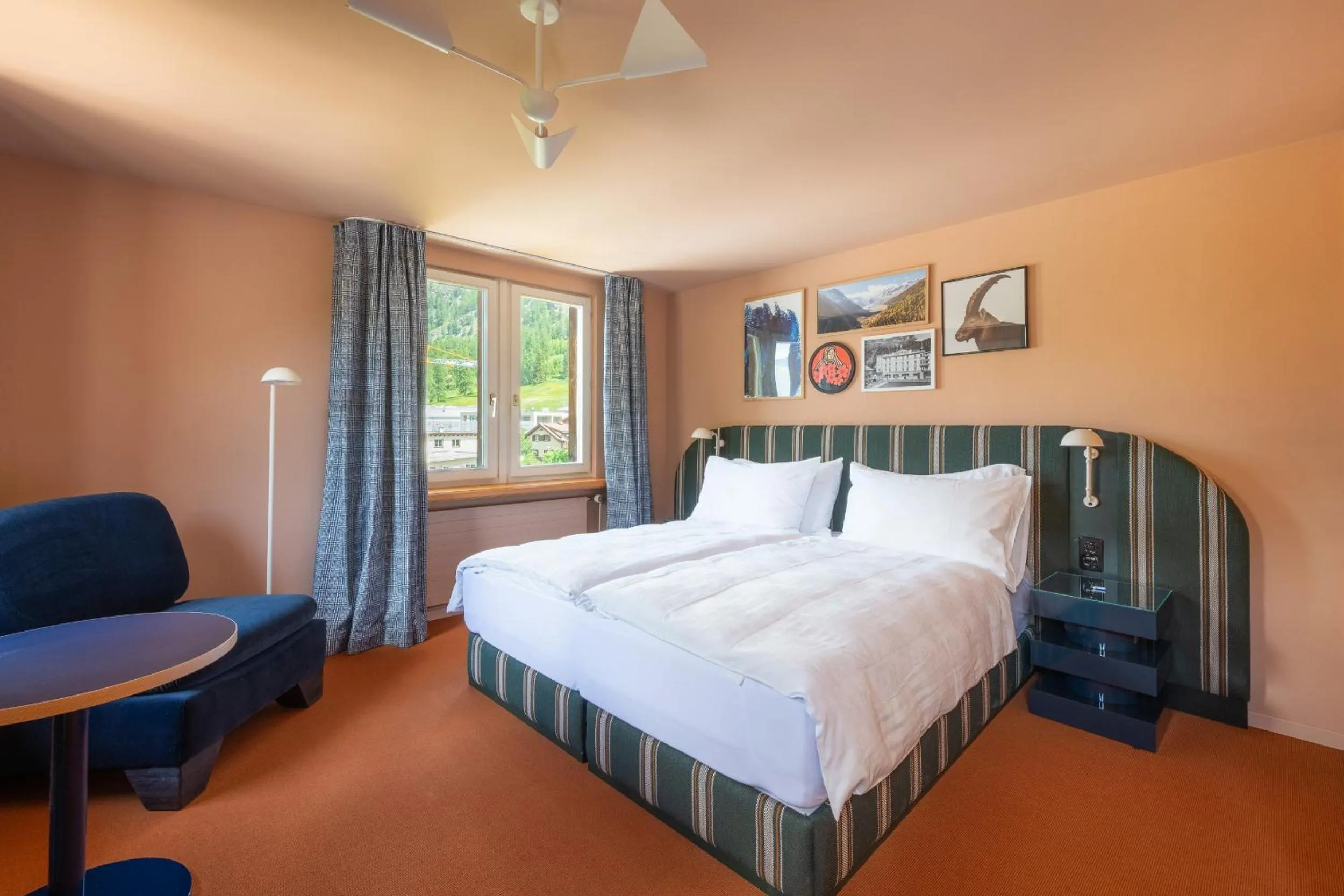 Bed in Boutique Hotel Engadinerhof - A Home for Generations