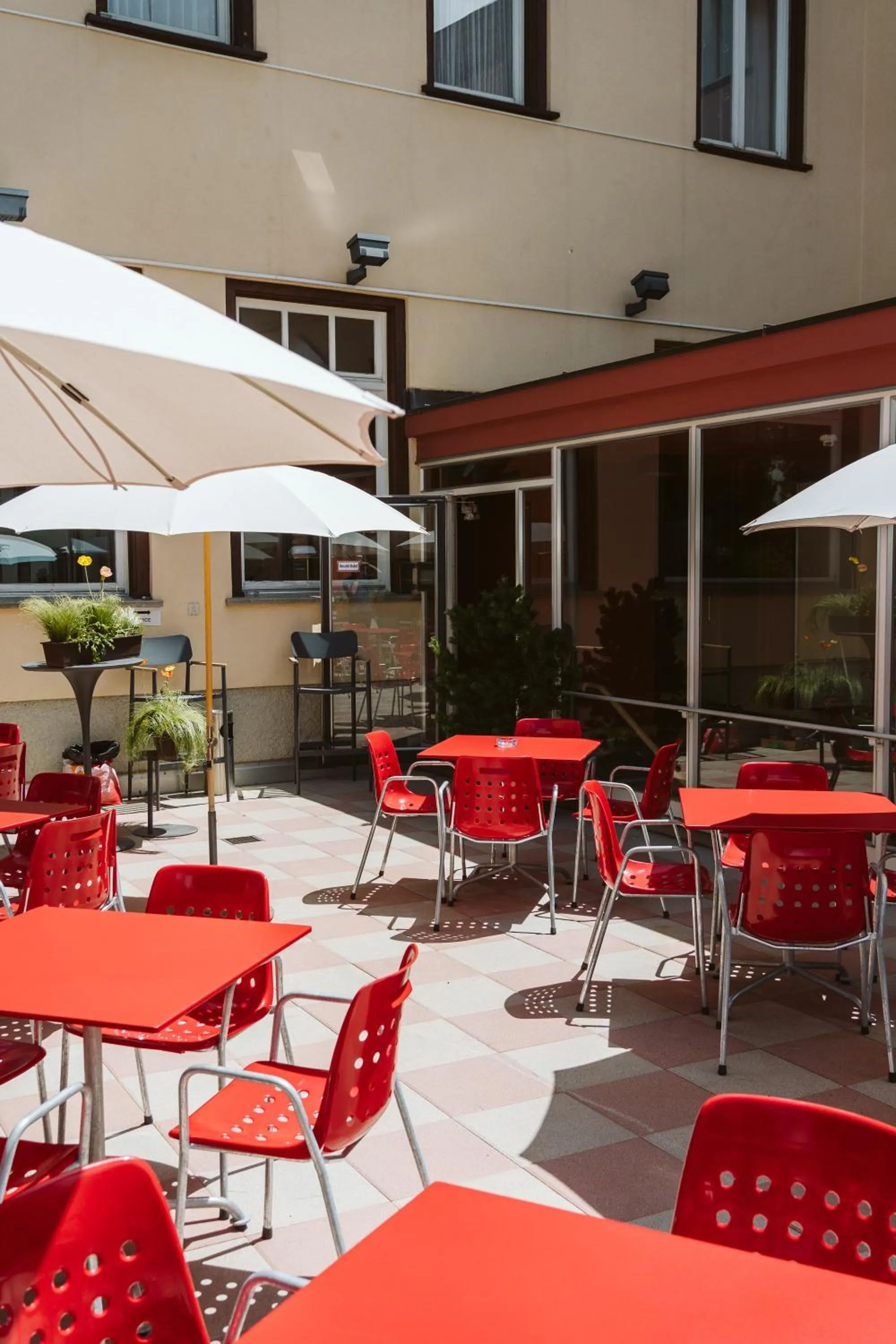 Seating area in Boutique Hotel Engadinerhof - A Home for Generations