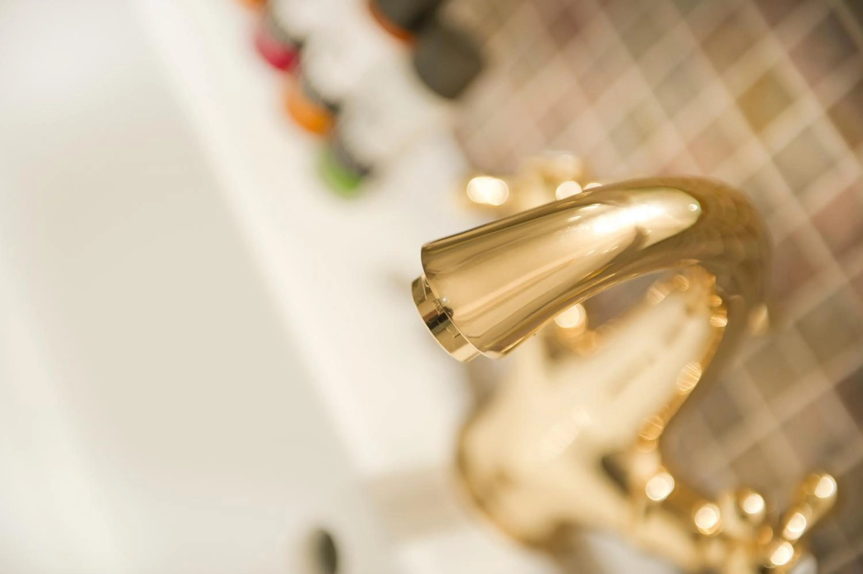 Bathroom in NLH FIX | Neighborhood Lifestyle Hotels