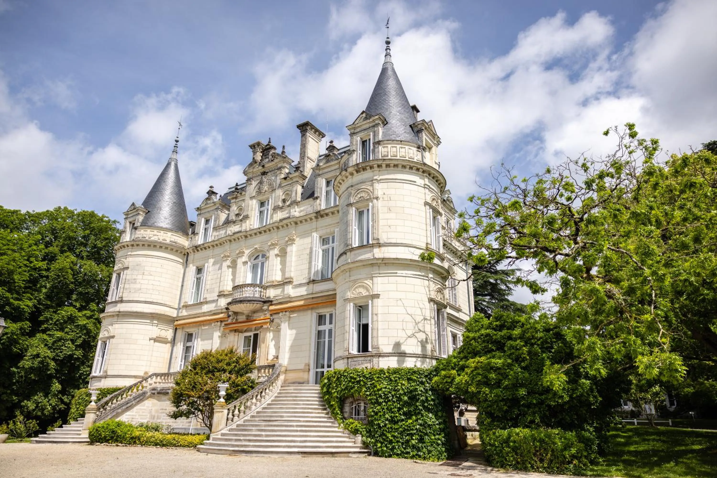 Property building in Domaine de la Tortinière