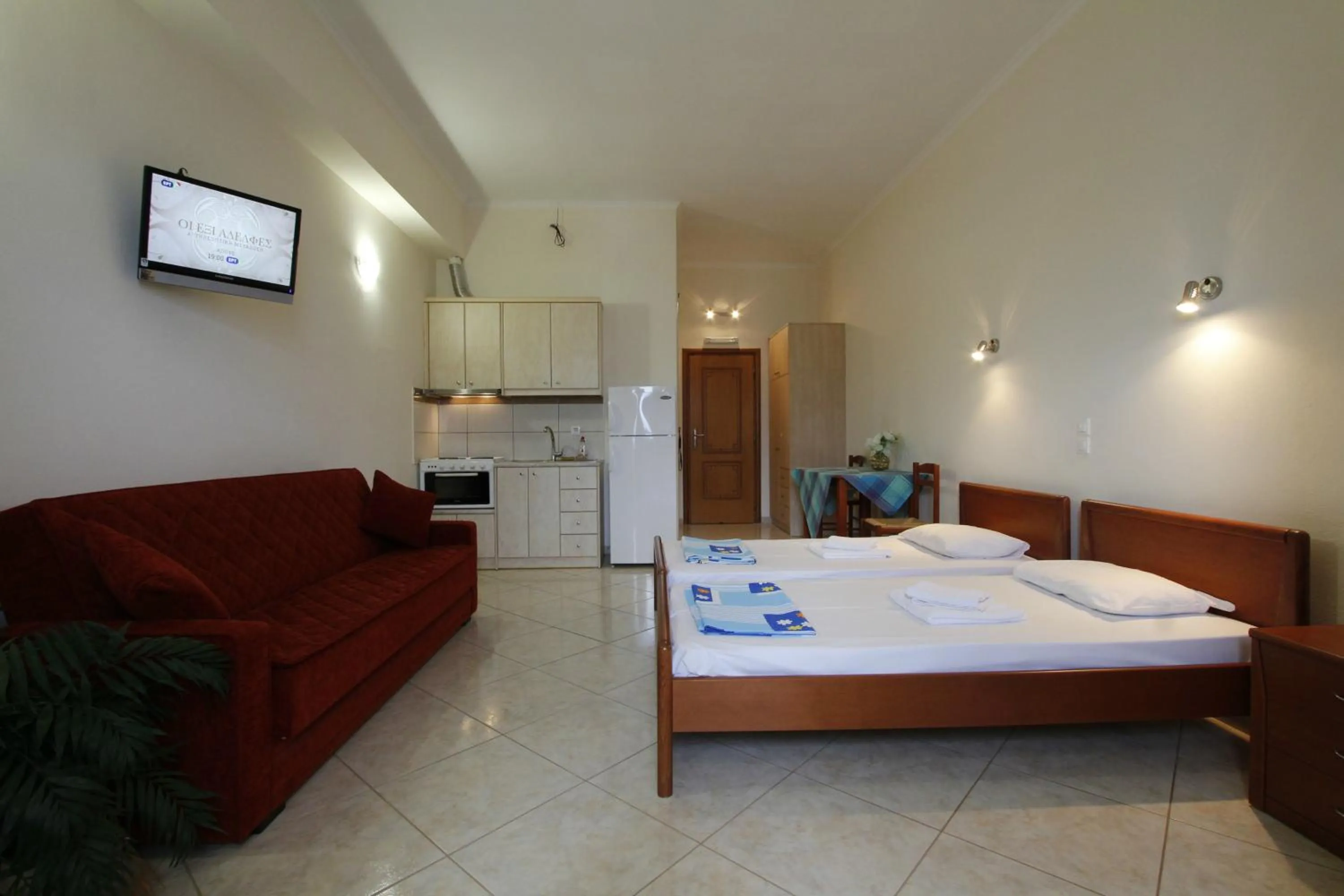 Photo of the whole room, Bed in Thea Hotel