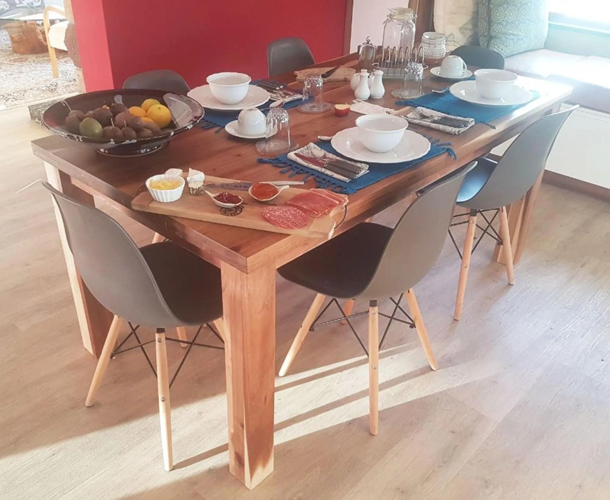 Breakfast in A' Queenslin Guesthouse