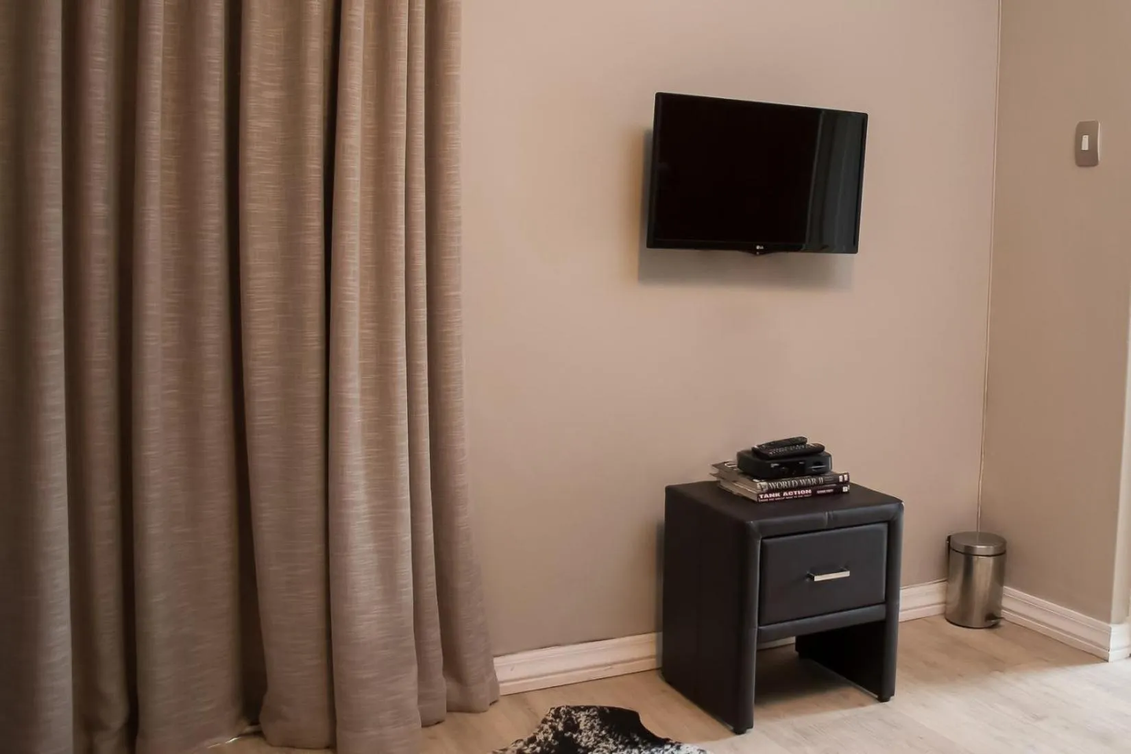 TV and multimedia in A' Queenslin Guesthouse