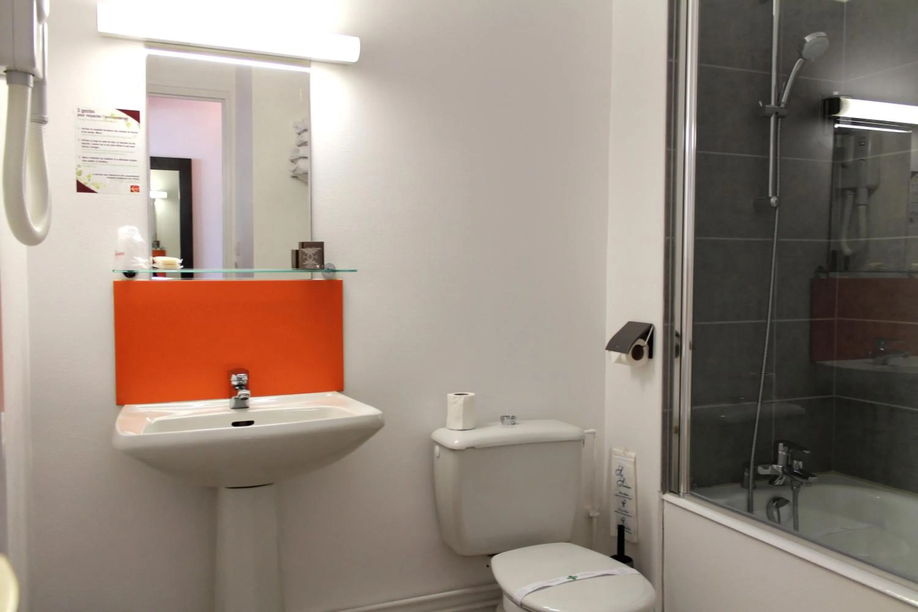 People in Hôtel Chantepie