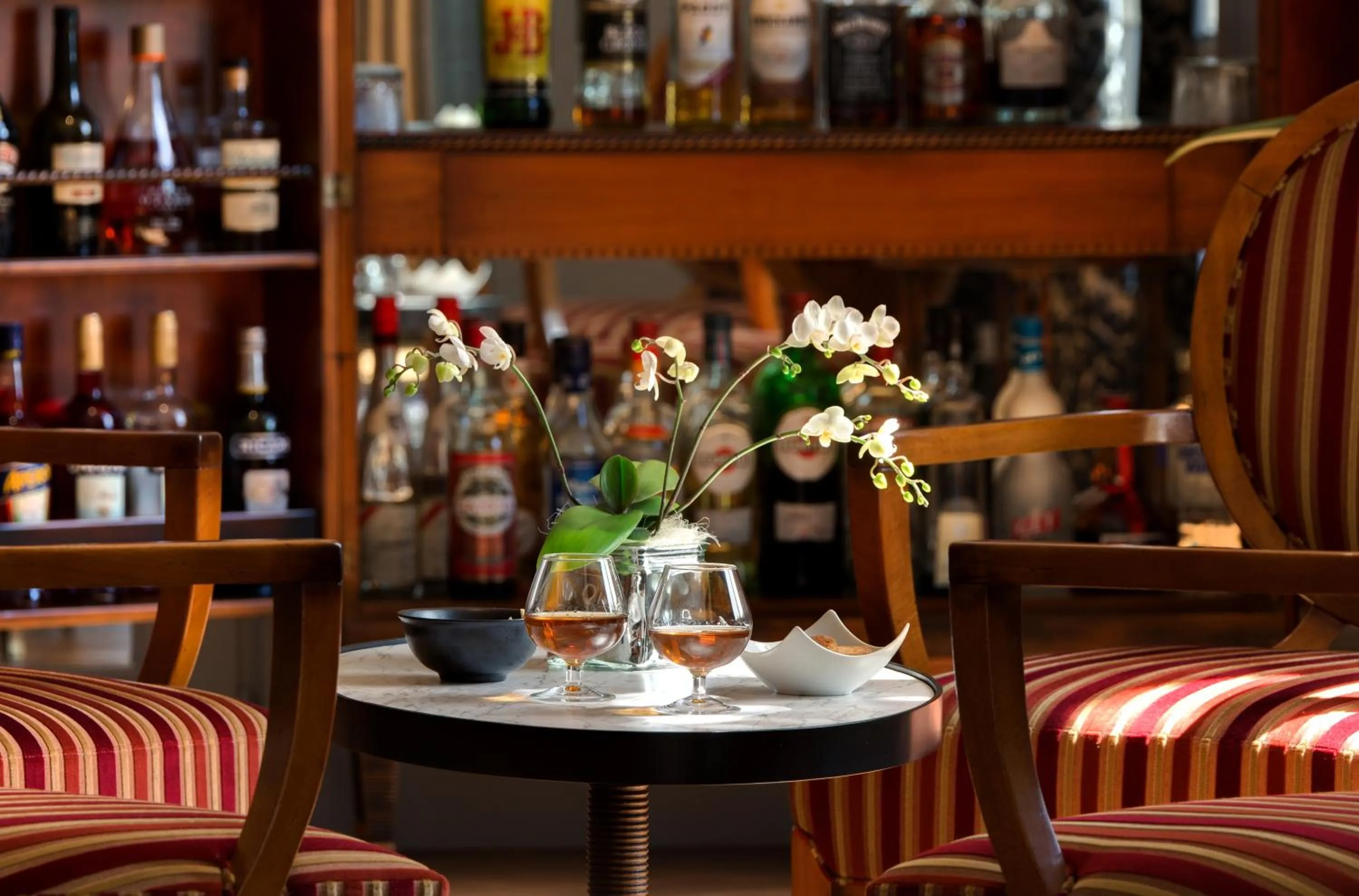 Lounge or bar in Le Manoir Les Minimes