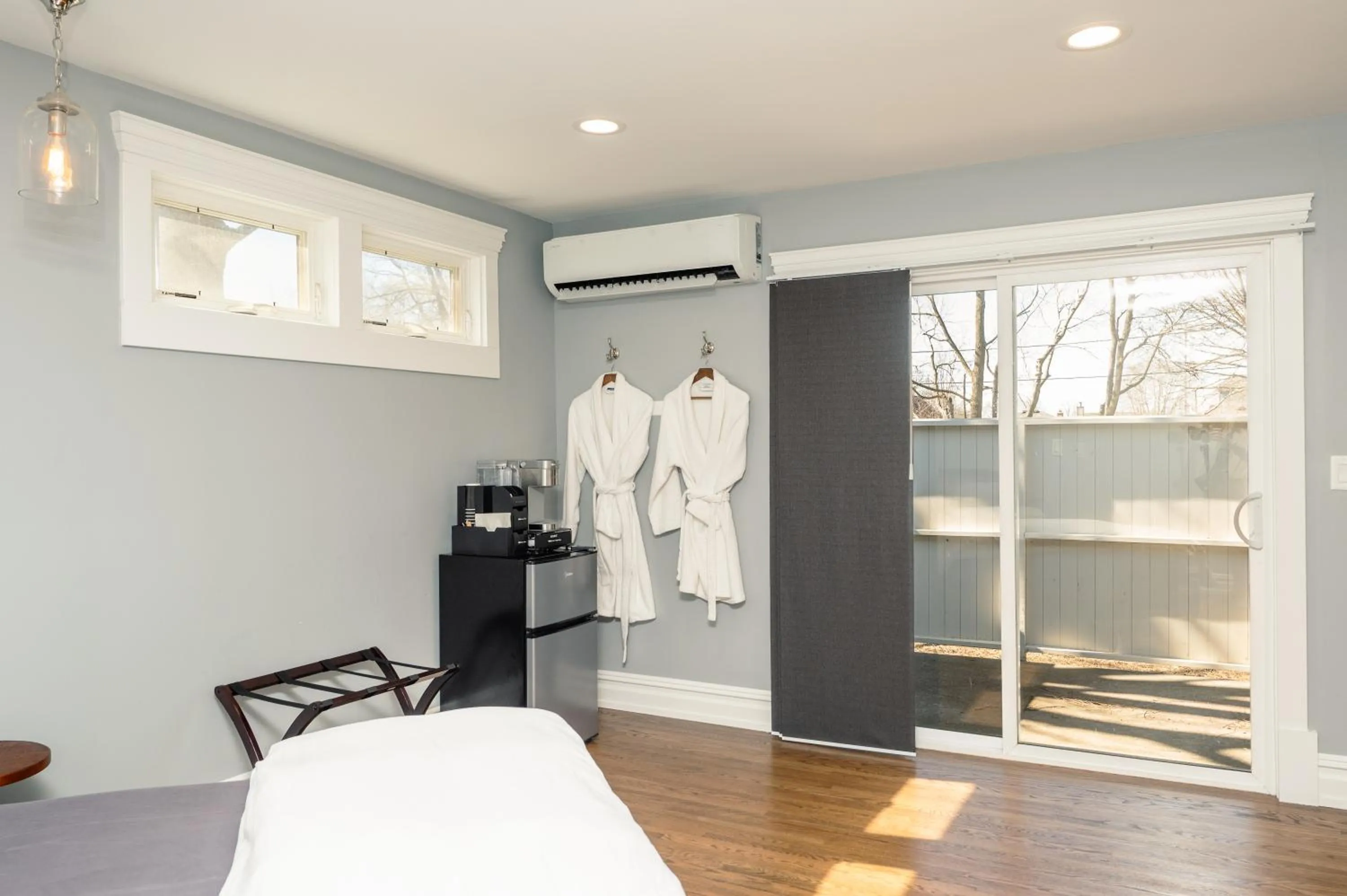 Bed in The Plainfield Inn