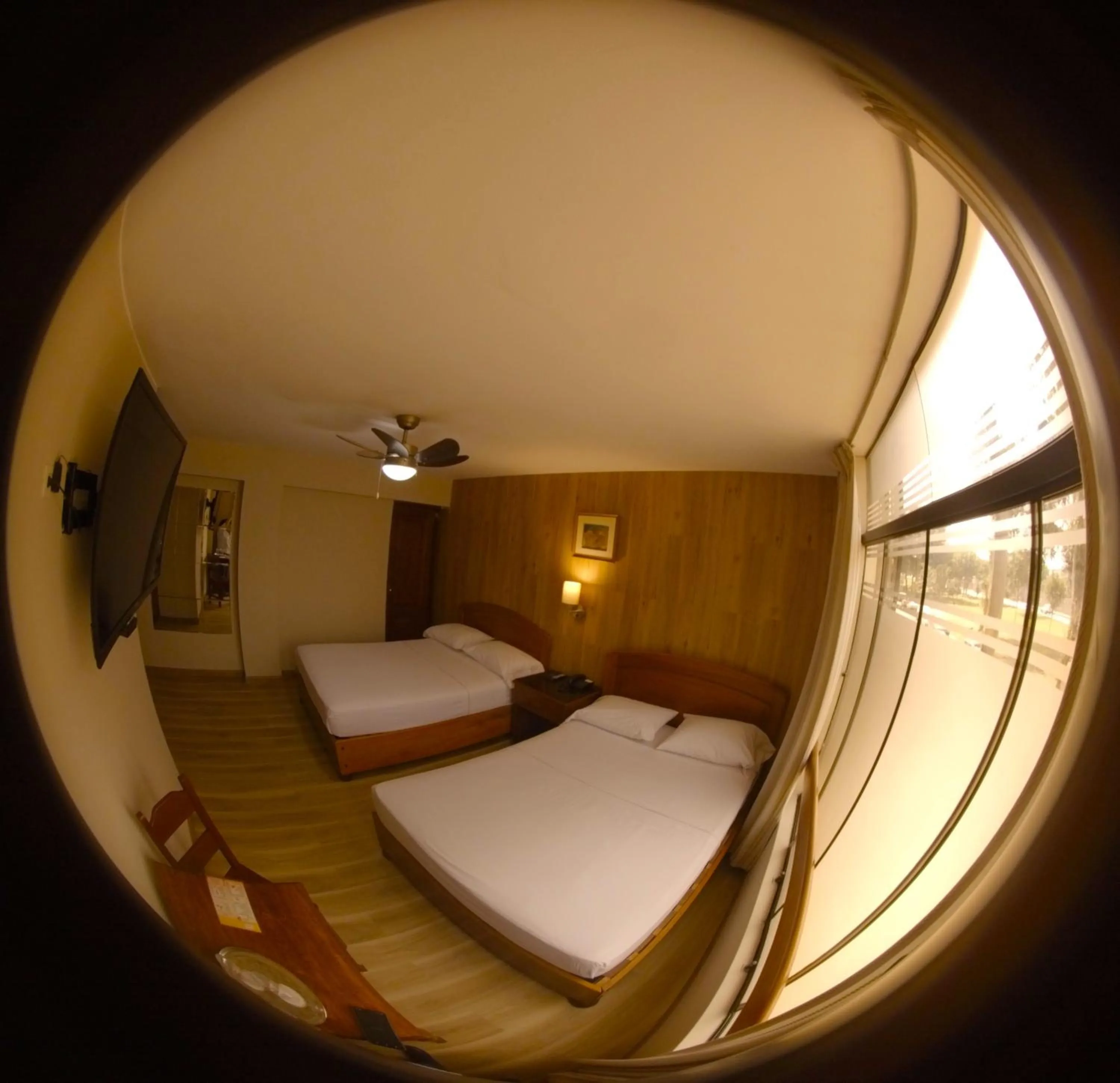 Bed in Hotel Asturias Inn