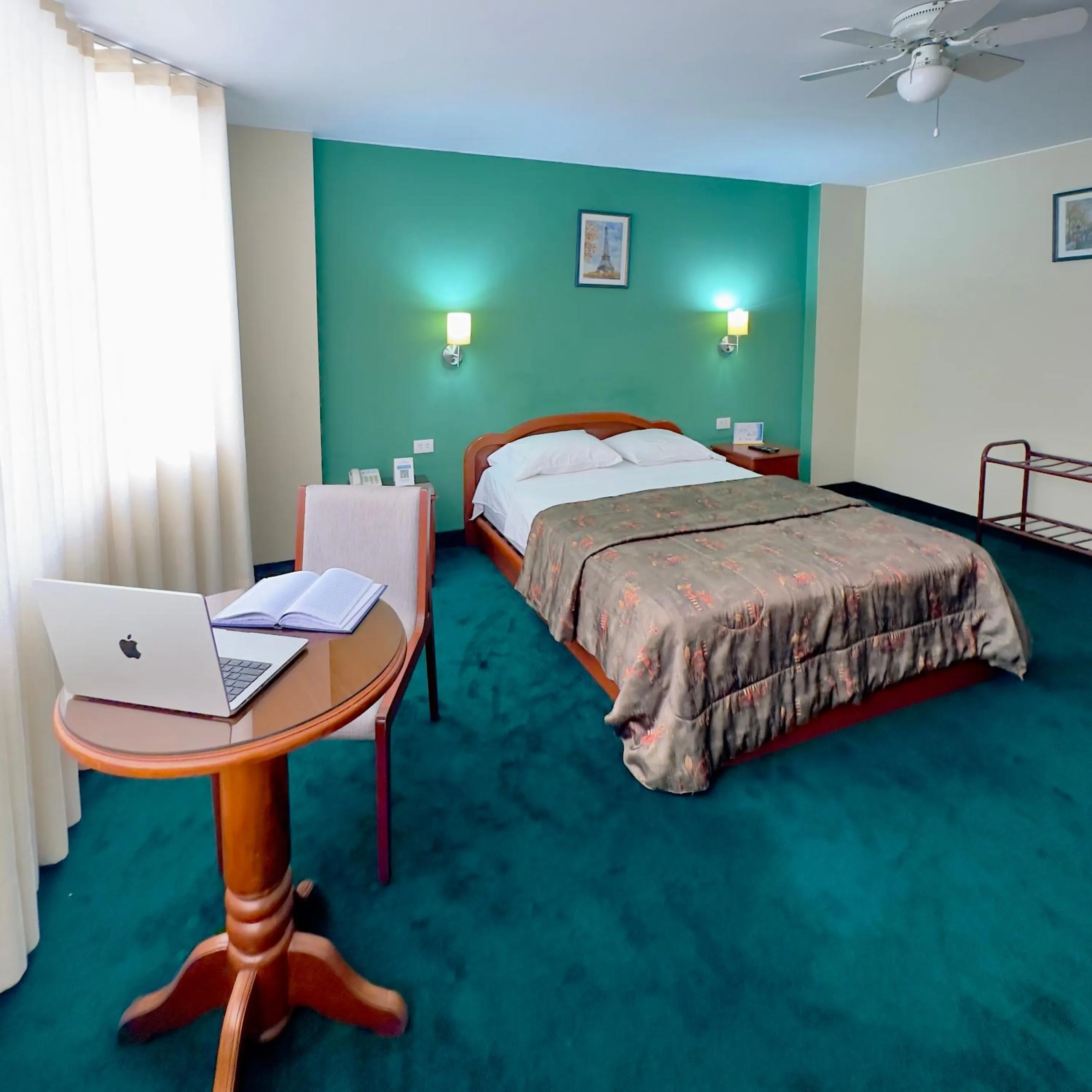 Bedroom, Bed in Hotel La Molina