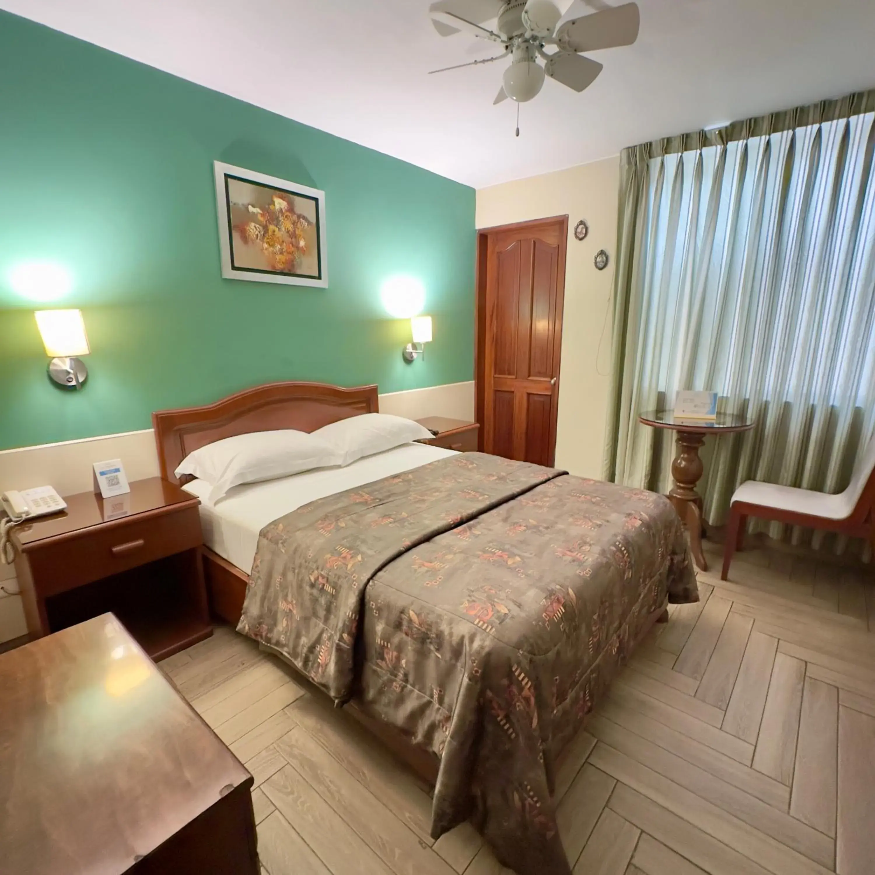Standard Double Room with Fan in Hotel La Molina Standard Double Room with Fan in Hotel La Molina