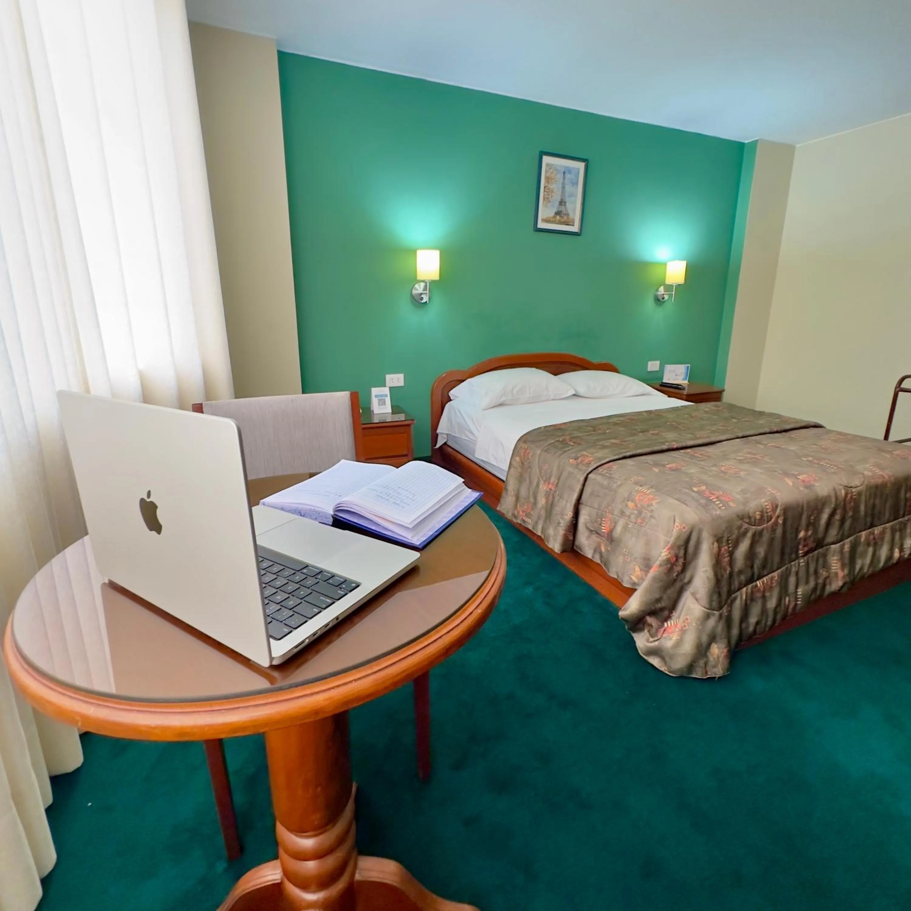 Bedroom, Bed in Hotel La Molina