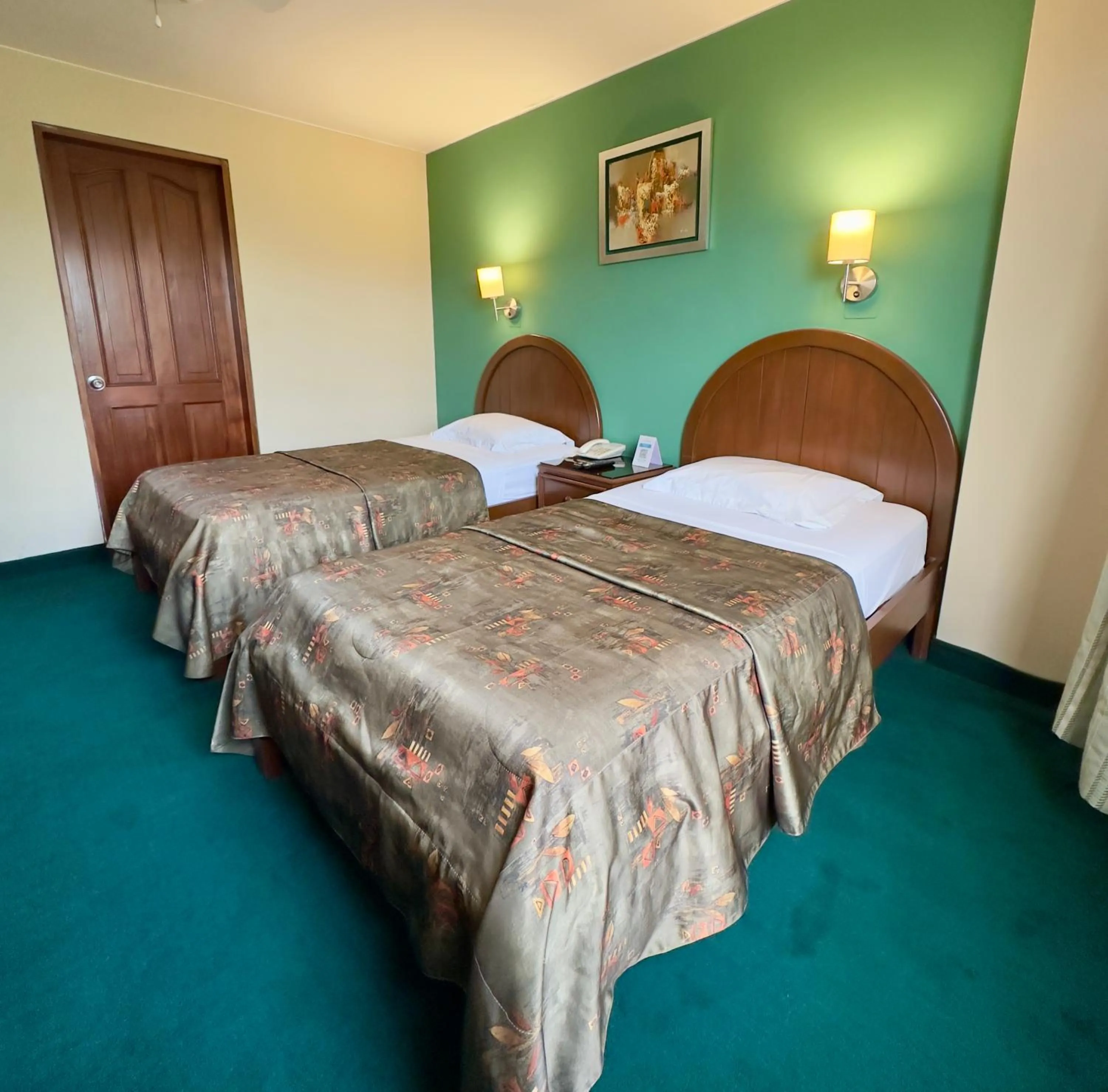 Bedroom, Bed in Hotel La Molina