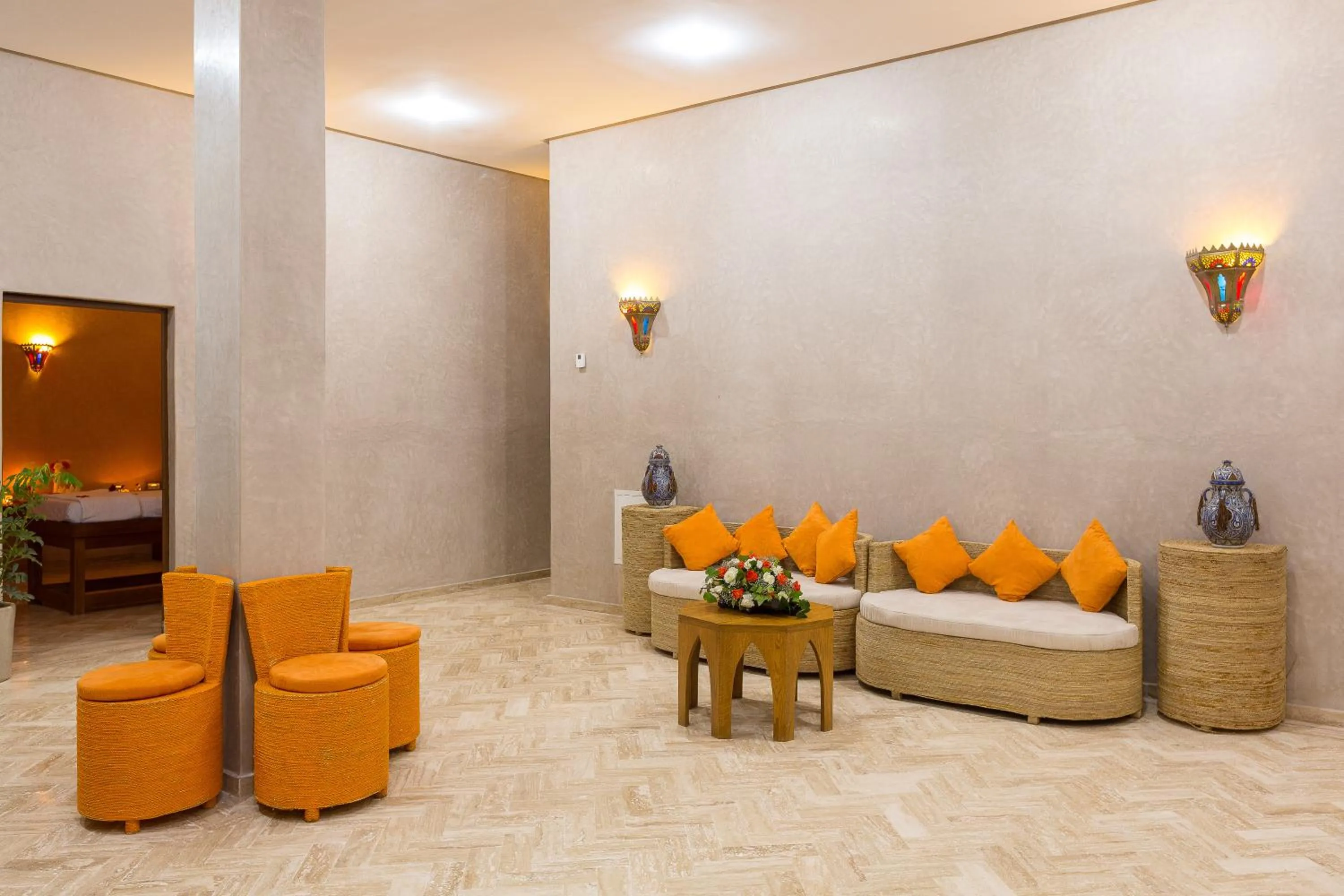 Massage in La Palmeraie De L'Atlas