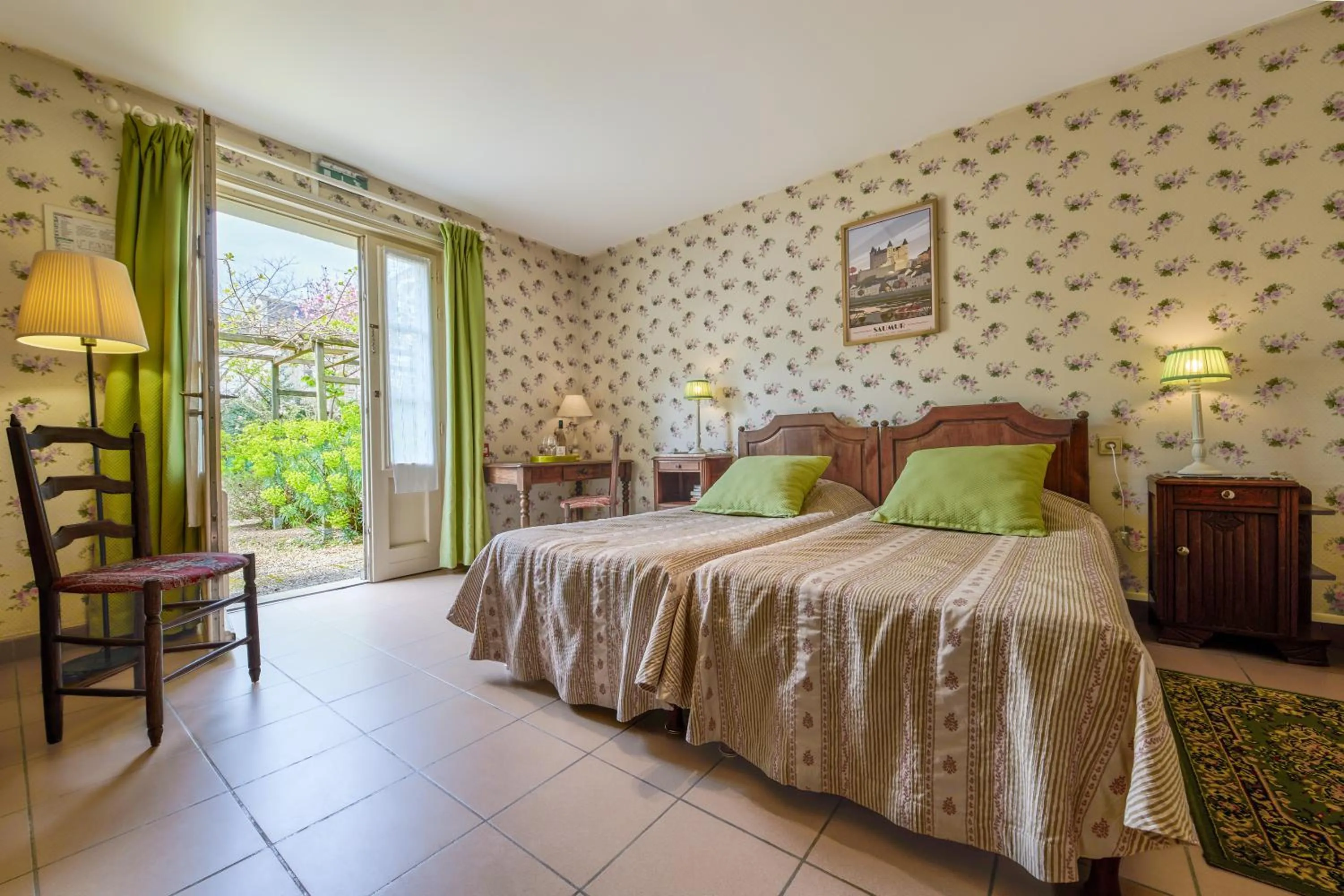 Bed in Hôtel Diderot