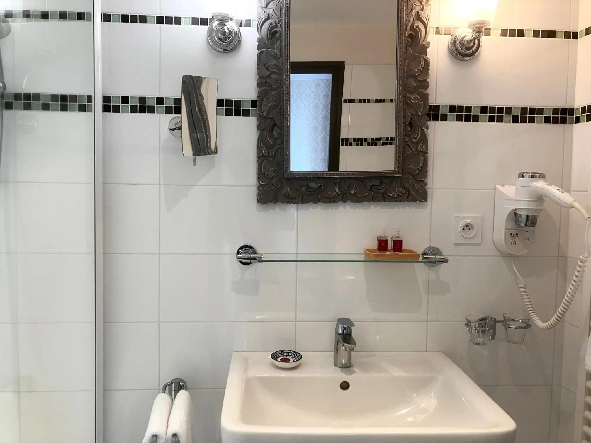 Bathroom in Hôtel Diderot