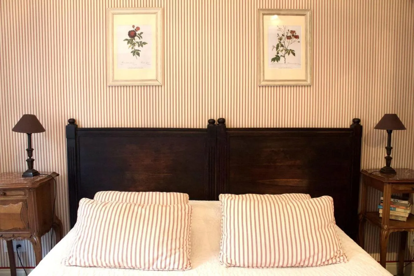 Bed in Hôtel Diderot