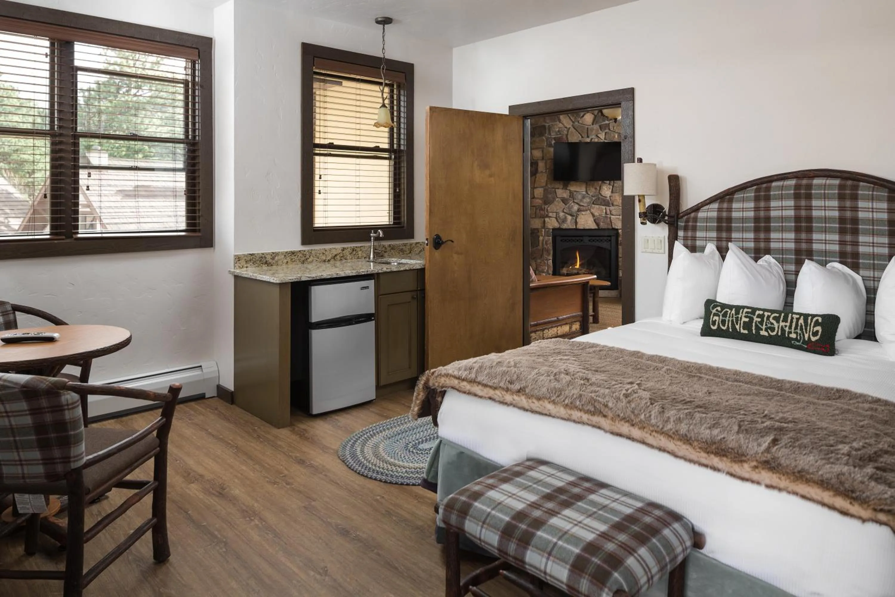Bedroom, Bed in The Landing at Estes Park