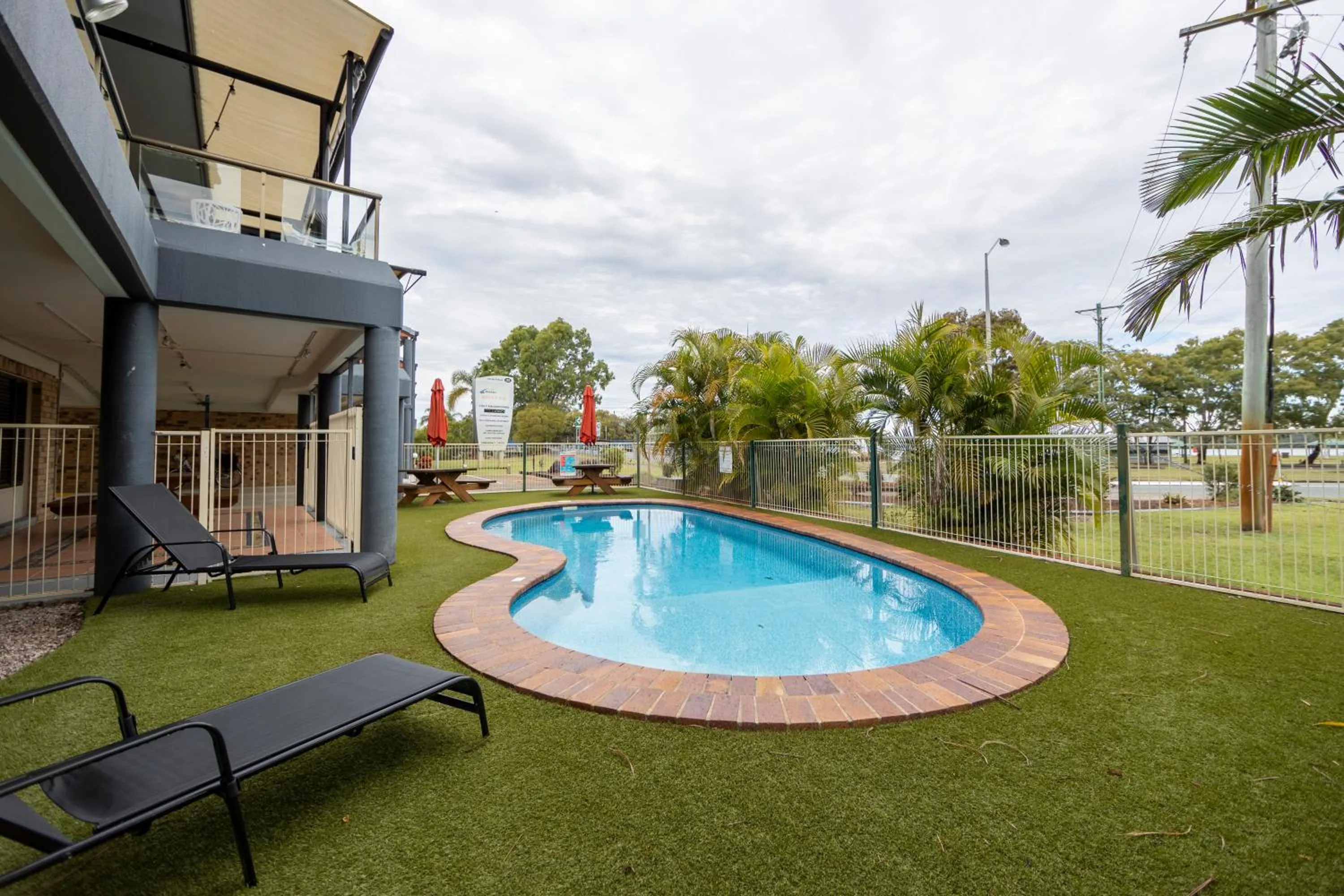 Swimming pool in Bribie Waterways Motel