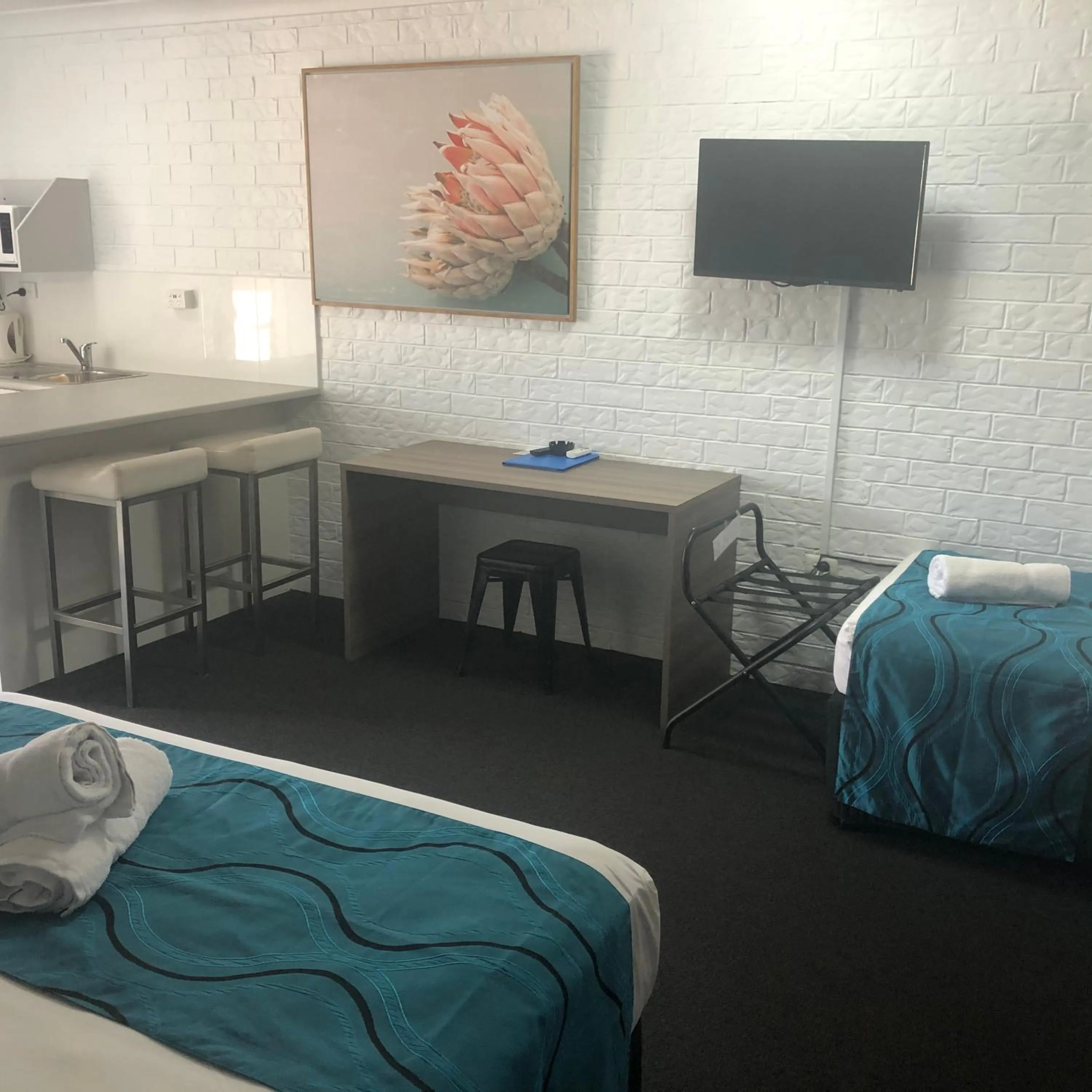 Bed in Bribie Waterways Motel