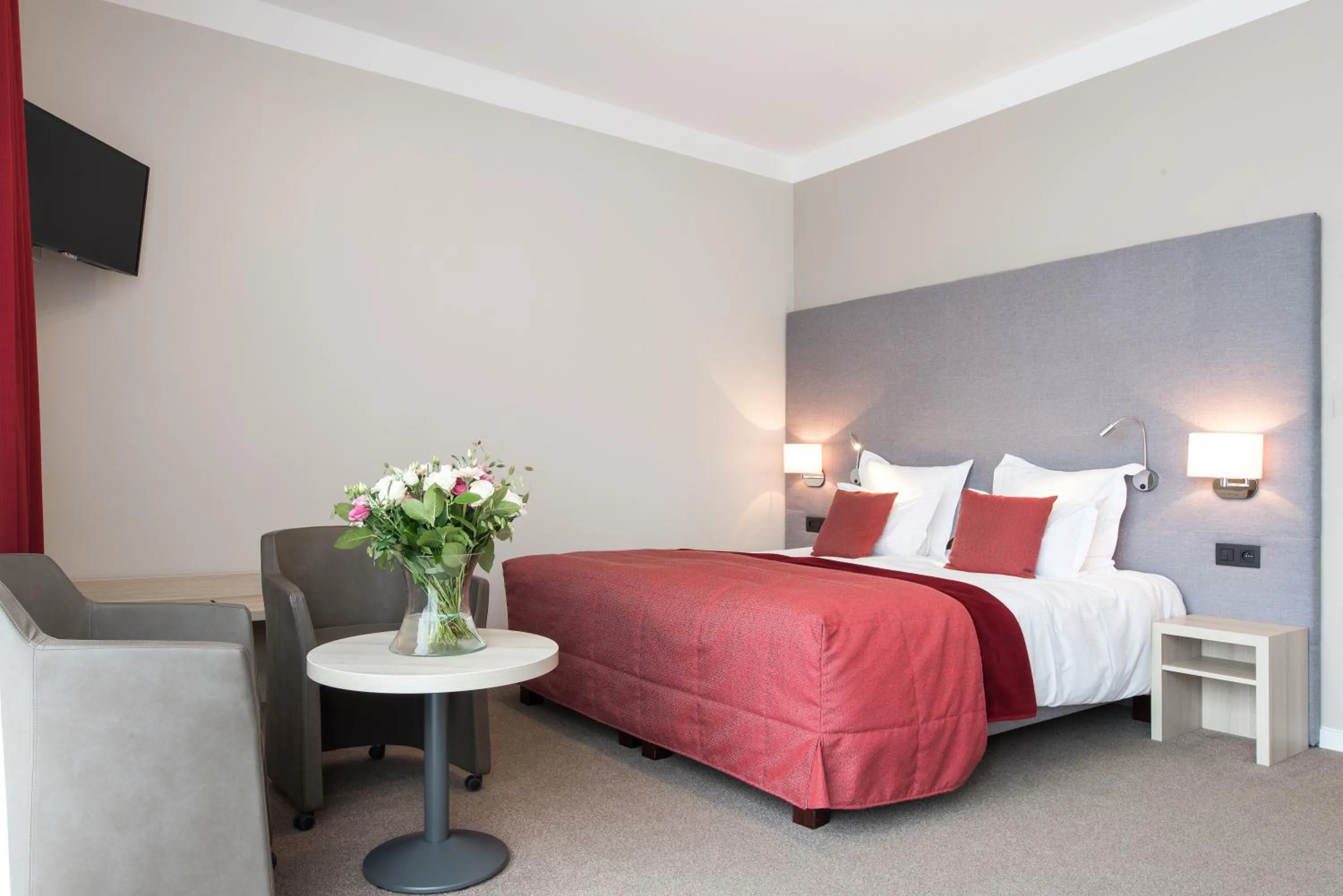 Photo of the whole room, Bed in Hotel Boomgaard