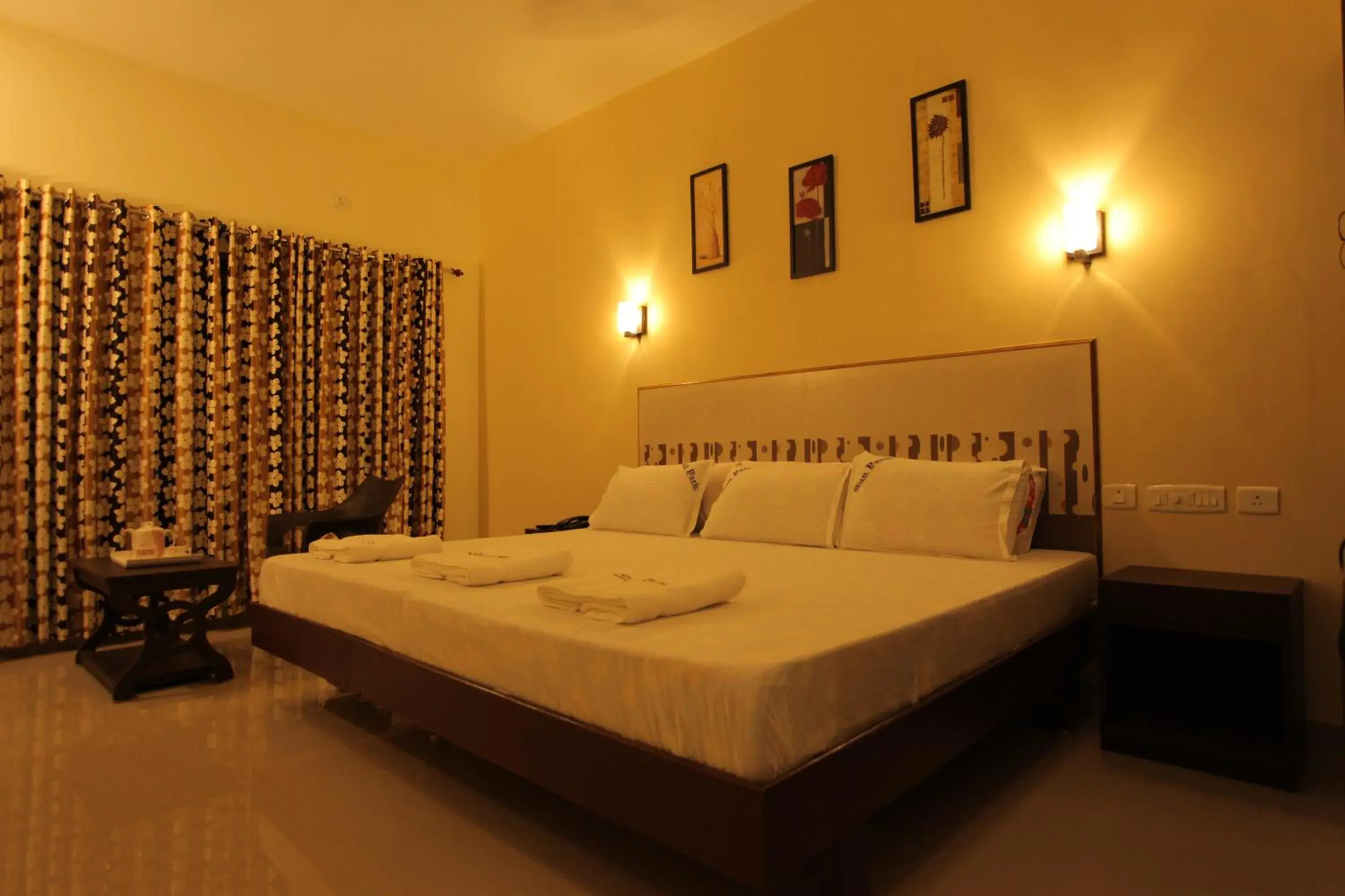 Bedroom, Bed in Hotel Sun Park Bedroom, Bed in Hotel Sun Park