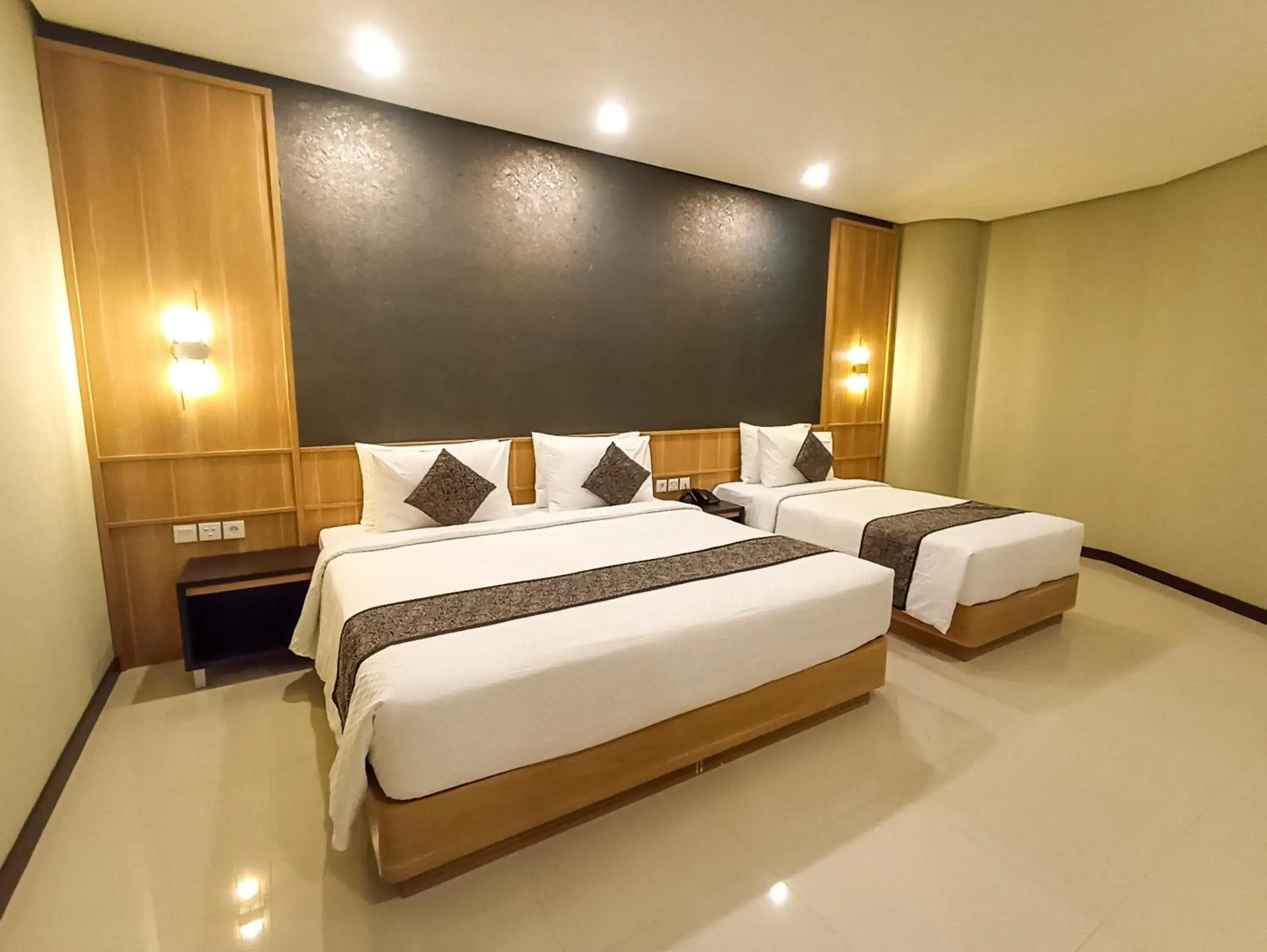 Bed in Samara Resort Bed in Samara Resort